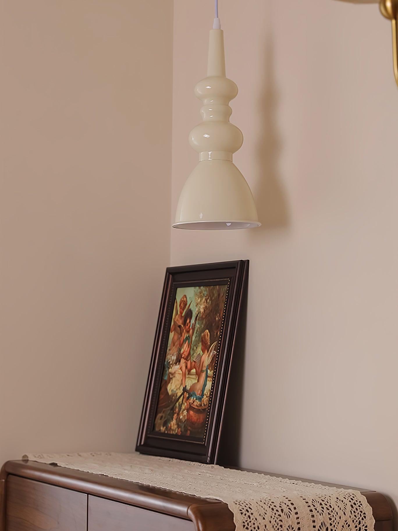 Svelte Noir Pendant Light - Blowlighting