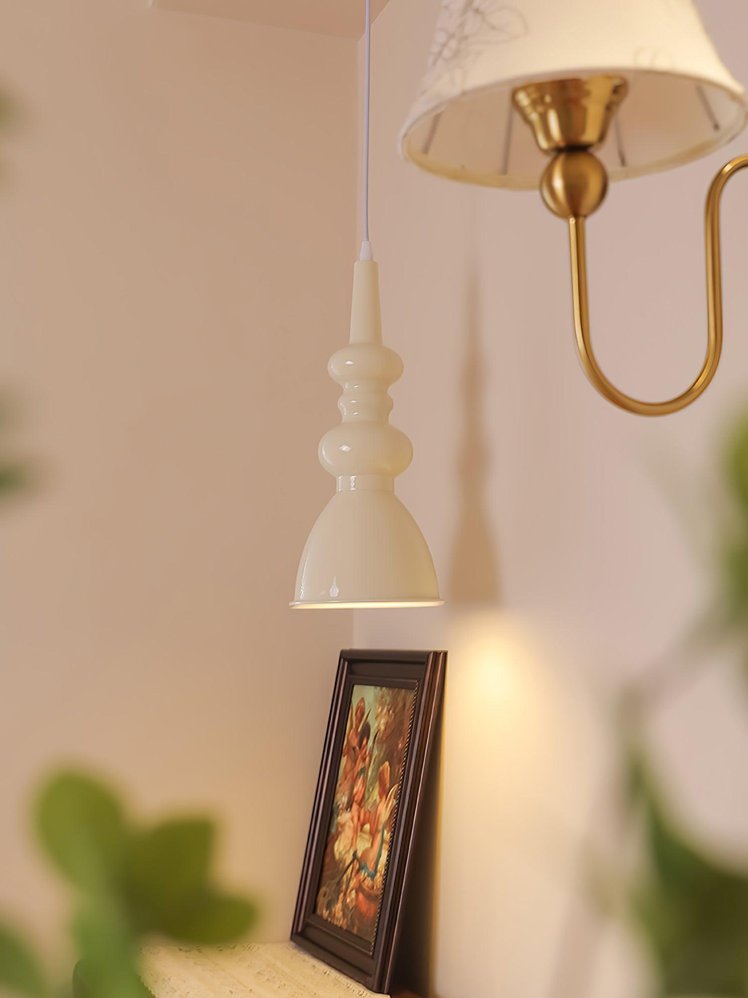 Svelte Noir Pendant Light - Blowlighting