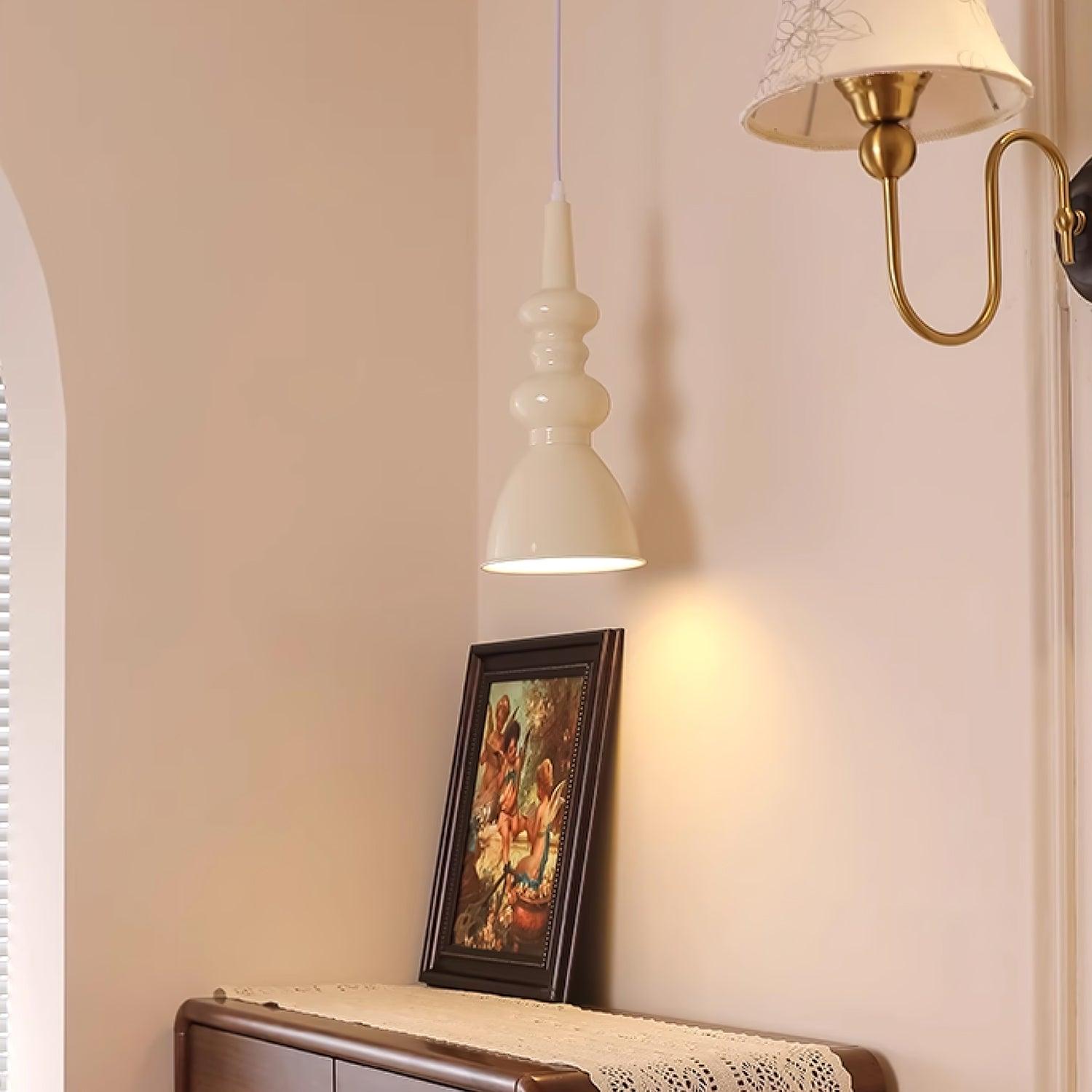 Svelte Noir Pendant Light - Blowlighting