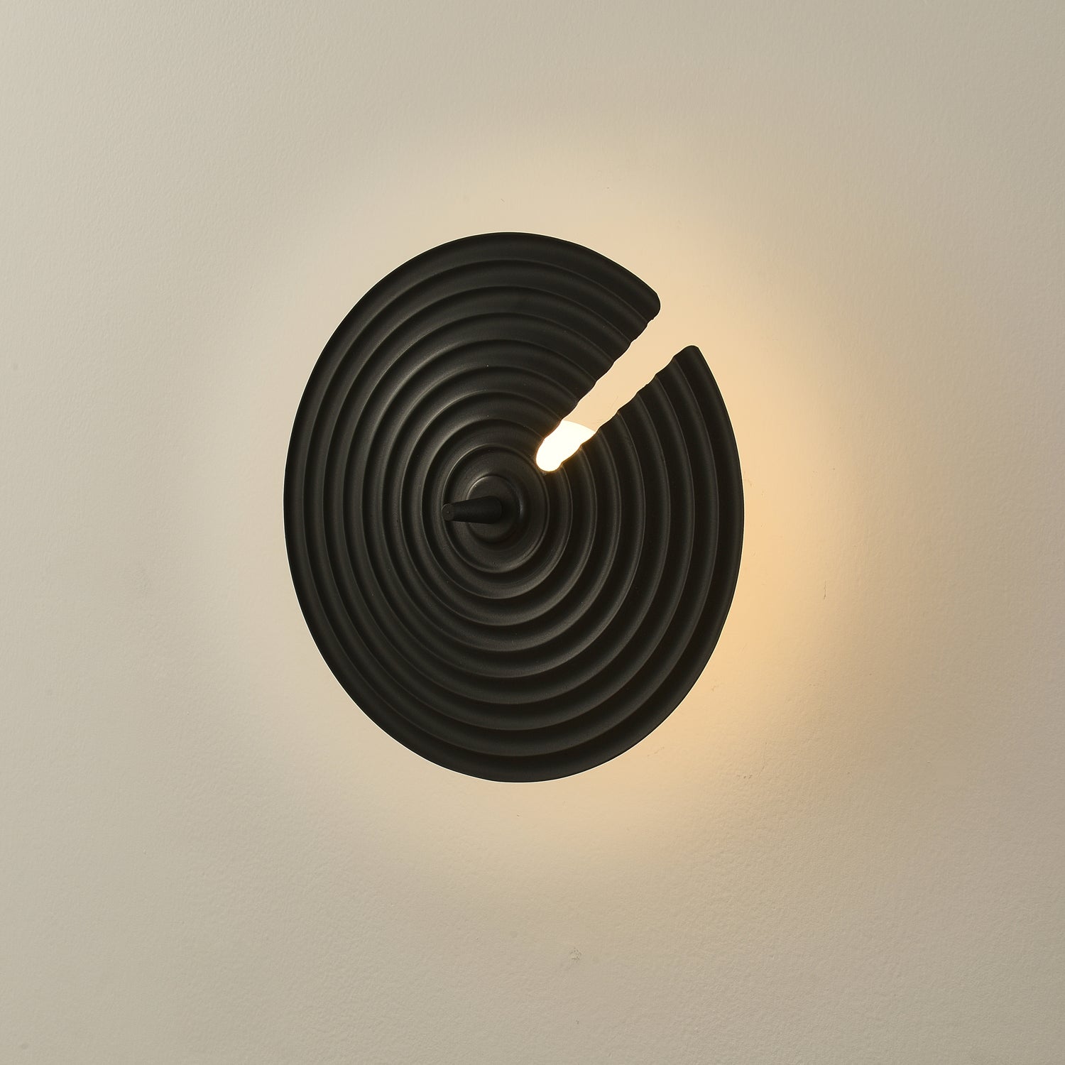Symphony Wall Lamp - Blowlighting