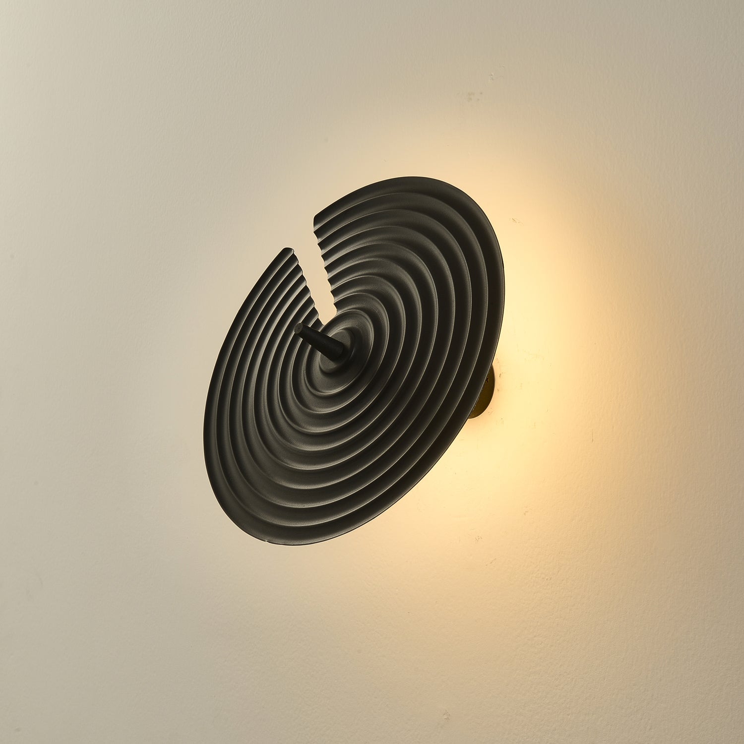 Symphony Wall Lamp - Blowlighting