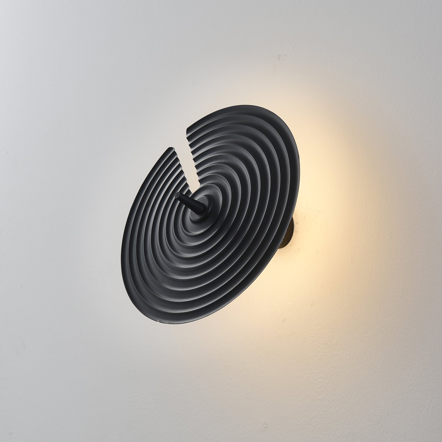 Symphony Wall Lamp - Blowlighting
