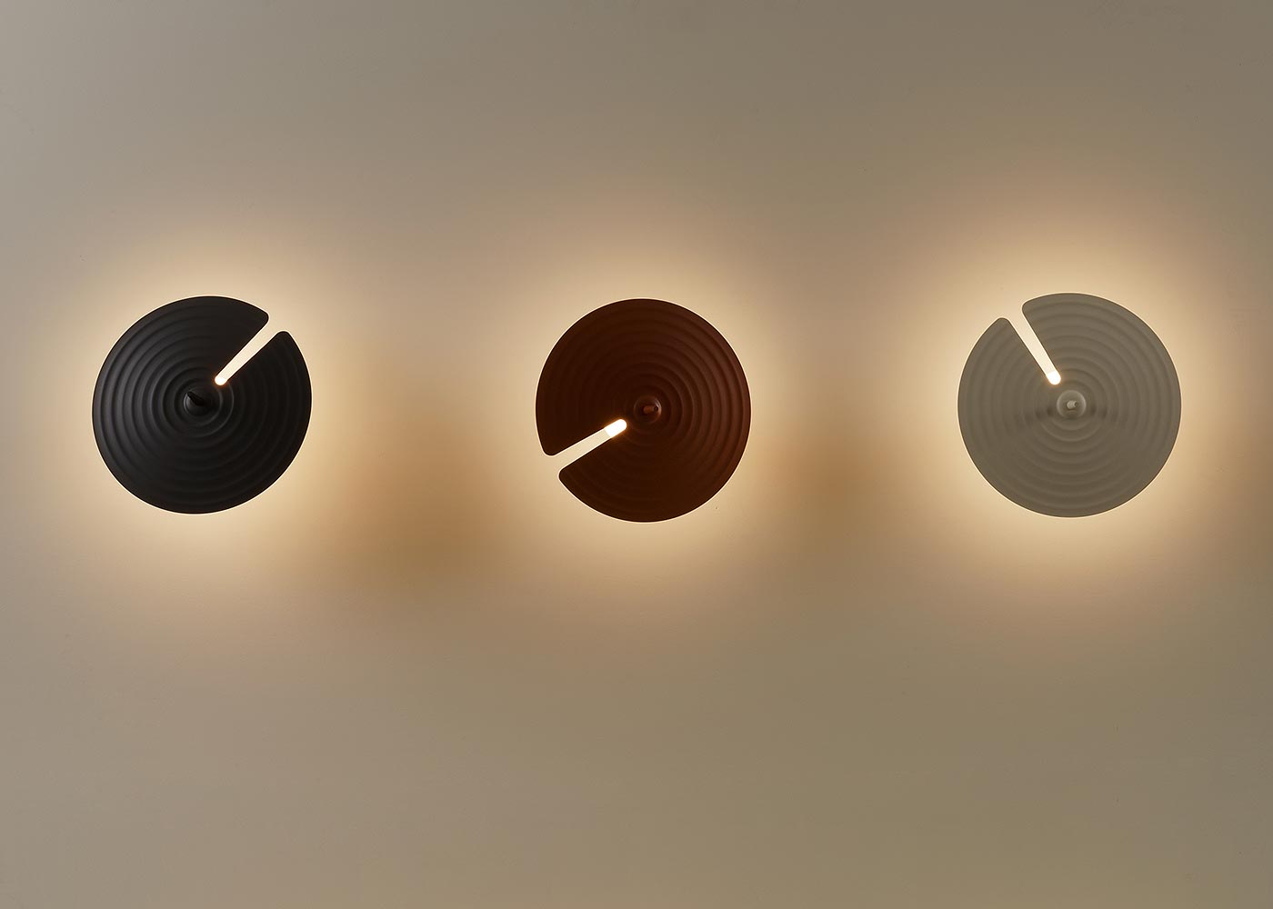 Symphony Wall Lamp - Blowlighting