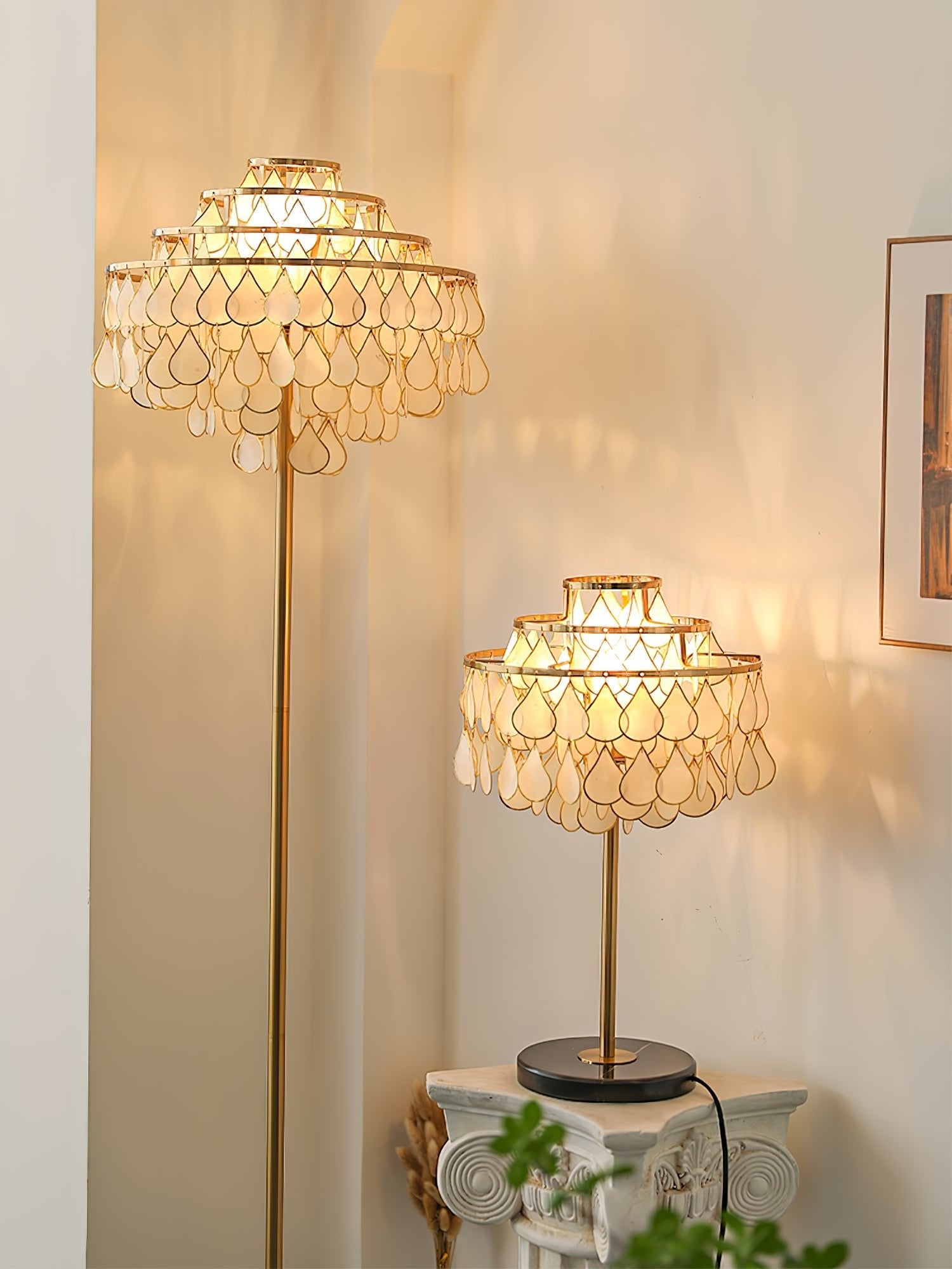 Teardrops Shell Table Lamp - Blowlighting