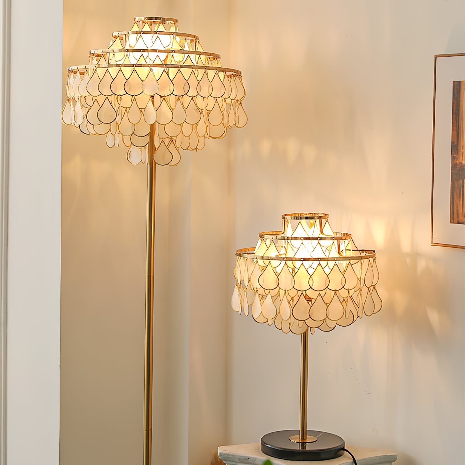 Teardrops Shell Table Lamp - Blowlighting