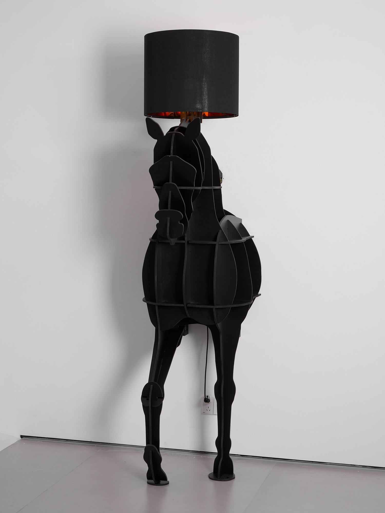 Zothaara Horse-shaped Floor Lamp - Blowlighting
