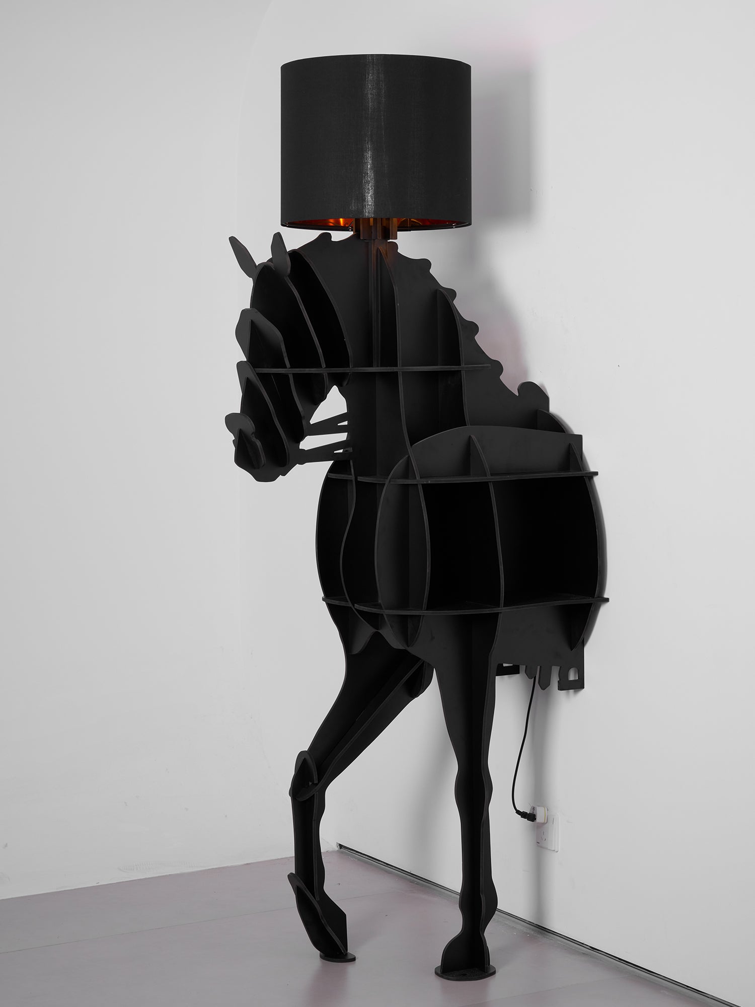 Zothaara Horse-shaped Floor Lamp - Blowlighting