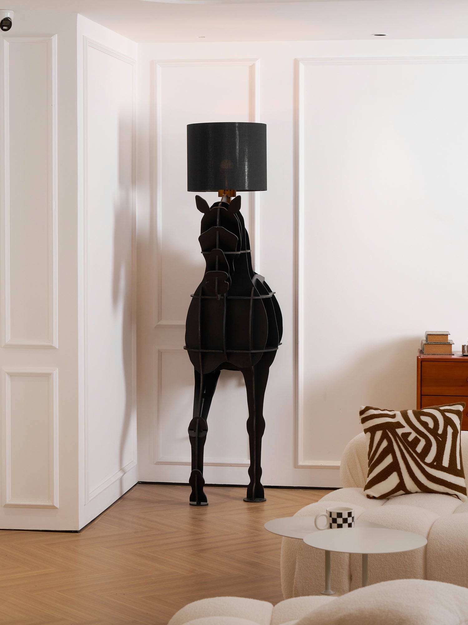 Zothaara Horse-shaped Floor Lamp - Blowlighting