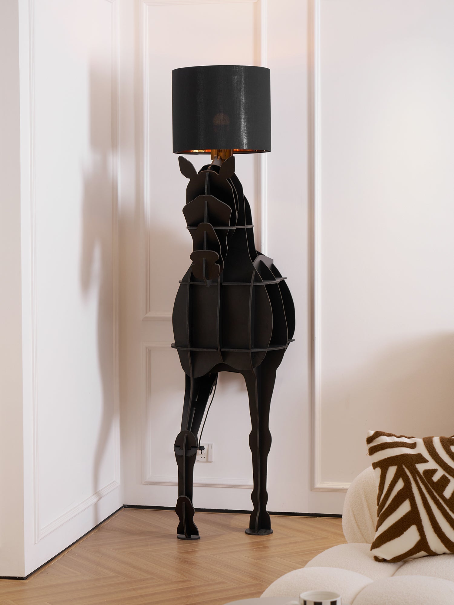 Zothaara Horse-shaped Floor Lamp - Blowlighting