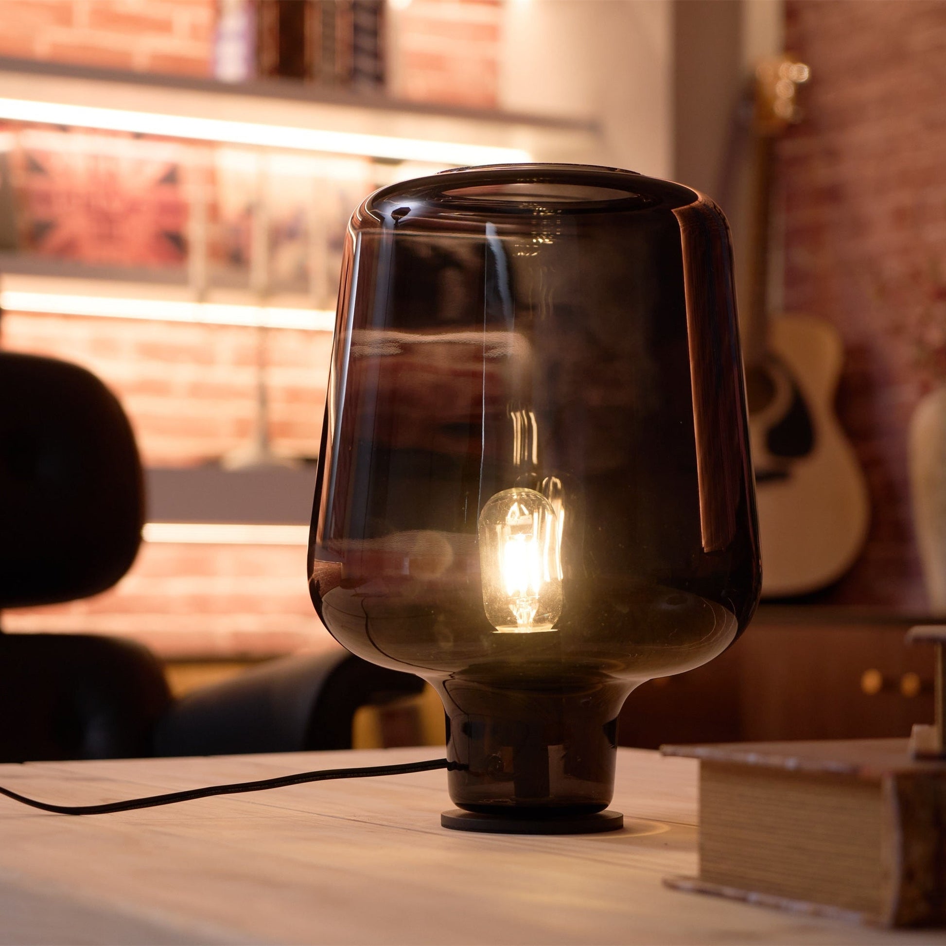 Teutonic Glass Table Lamp - Blowlighting