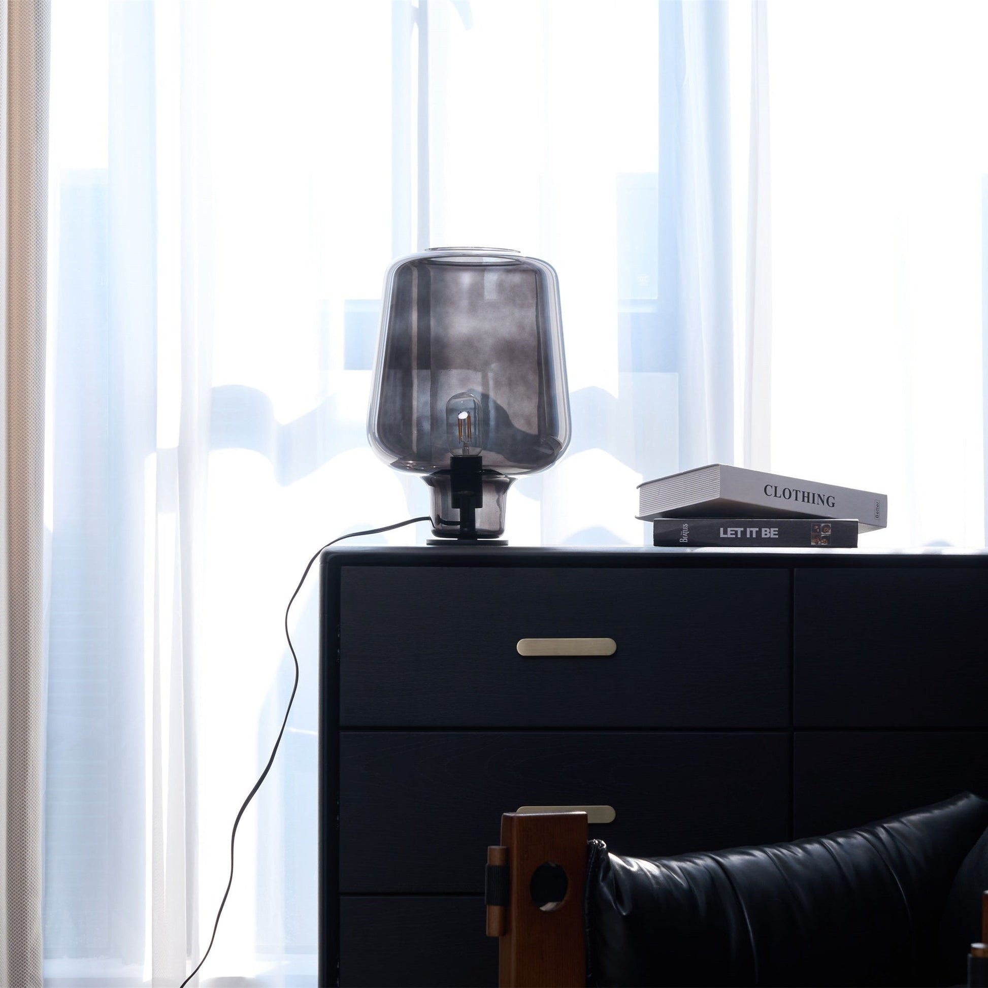 Teutonic Glass Table Lamp - Blowlighting