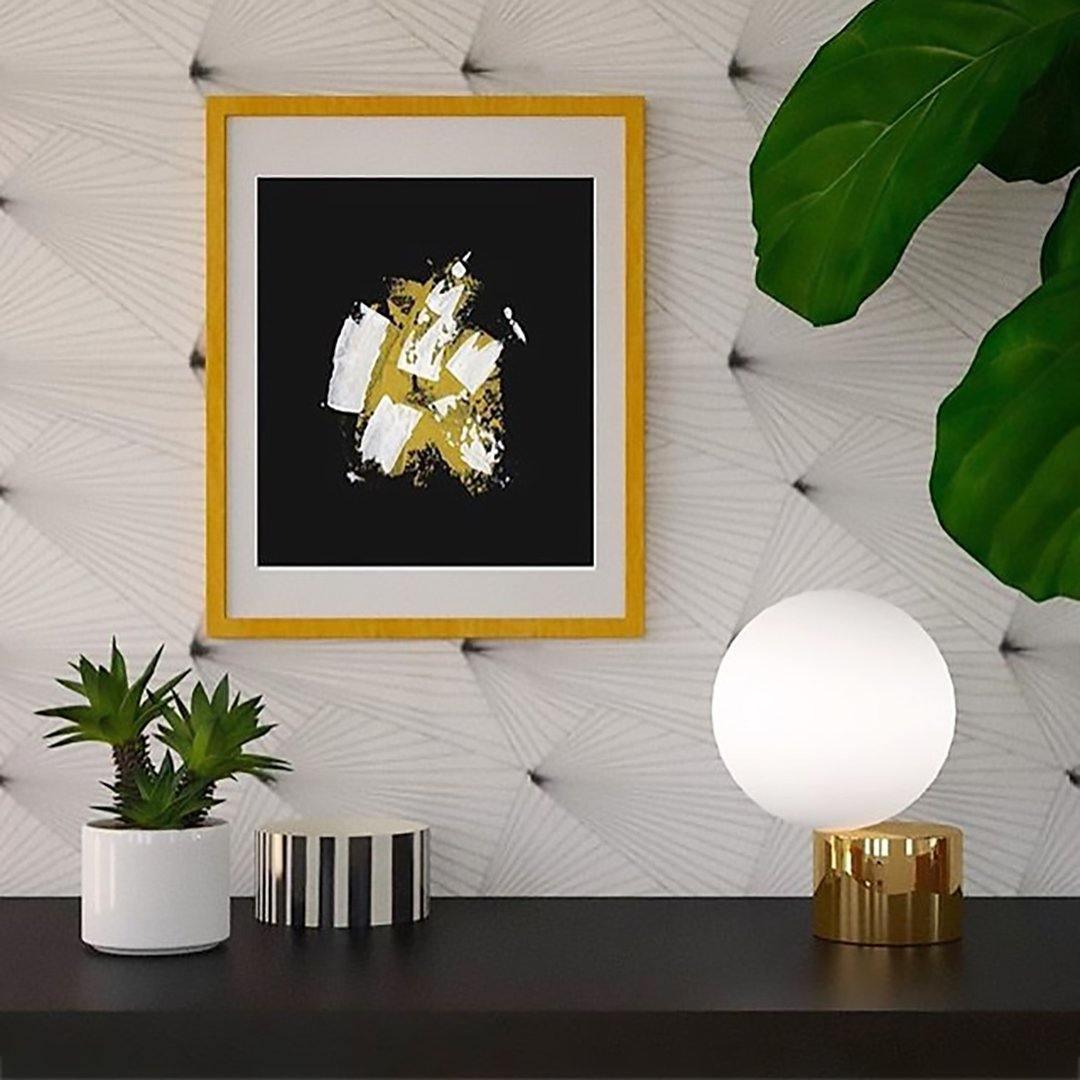 Tip of The Tongue Table Lamp - Blowlighting