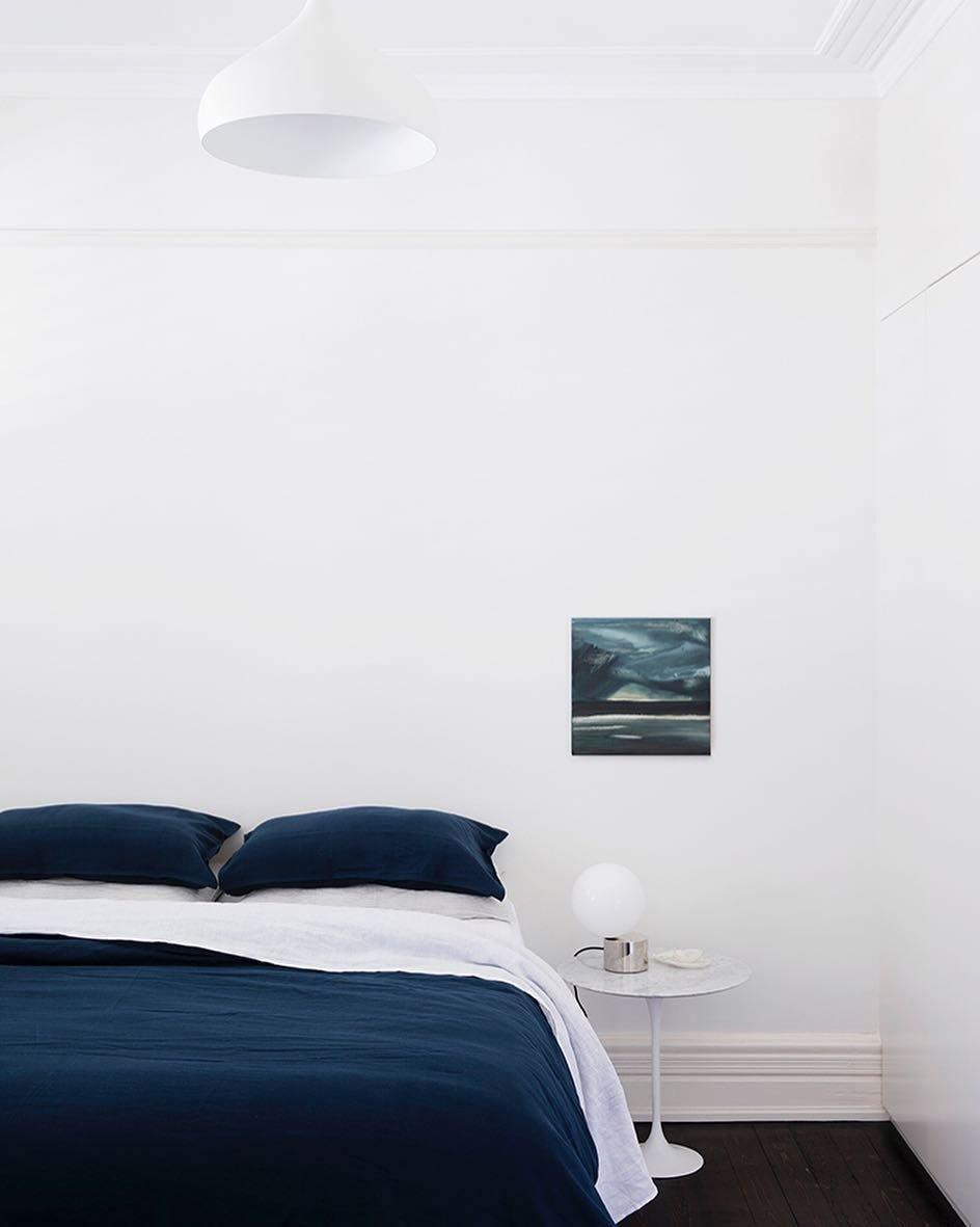 Tip of The Tongue Table Lamp - Blowlighting