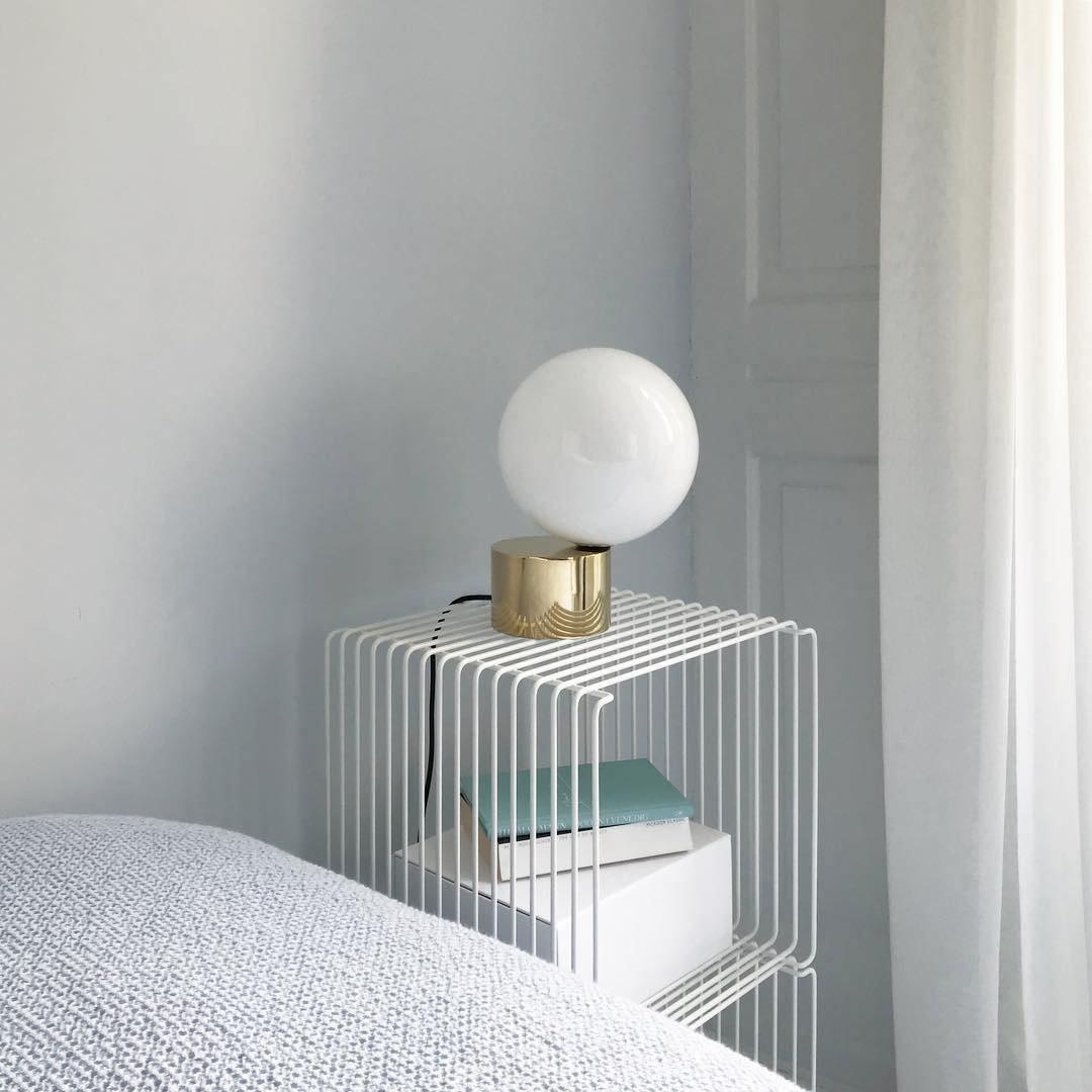 Tip of The Tongue Table Lamp - Blowlighting