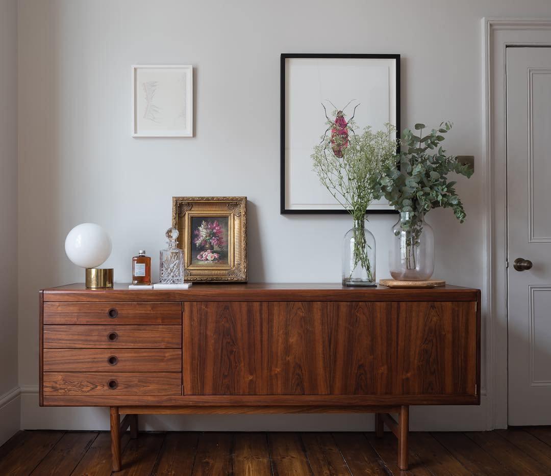 Tip of The Tongue Table Lamp - Blowlighting