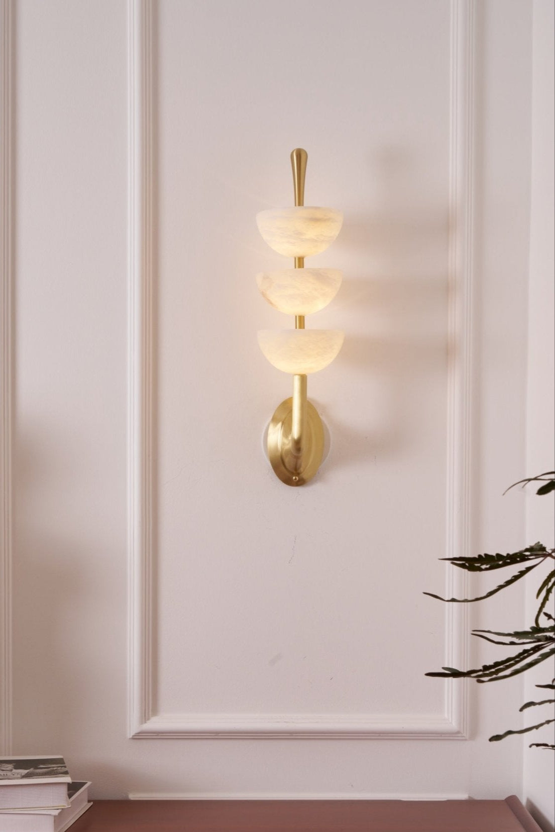 Ulmiraris Alabaster Wall Light - Blowlighting