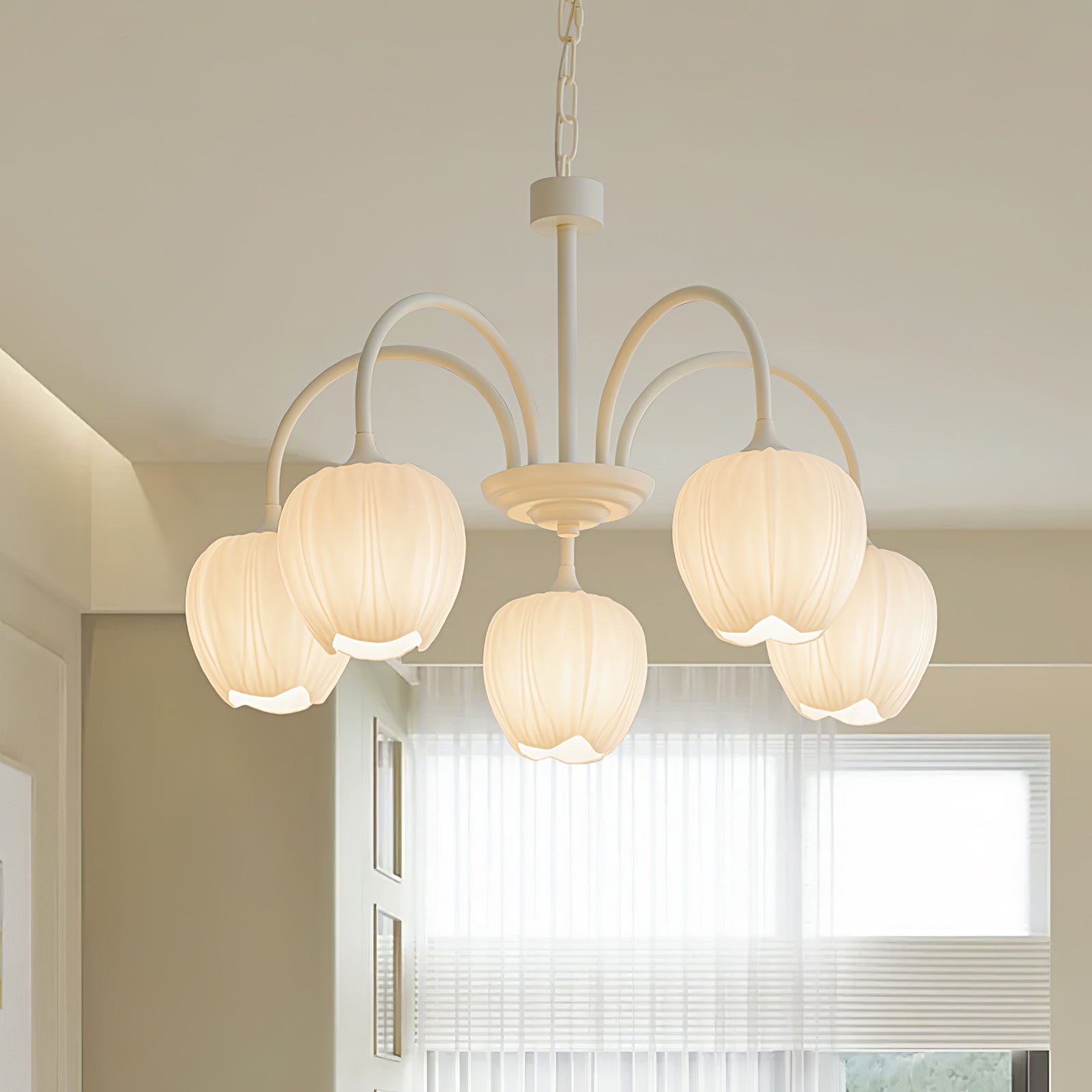 Tulip Matcha Chandelier - Blowlighting