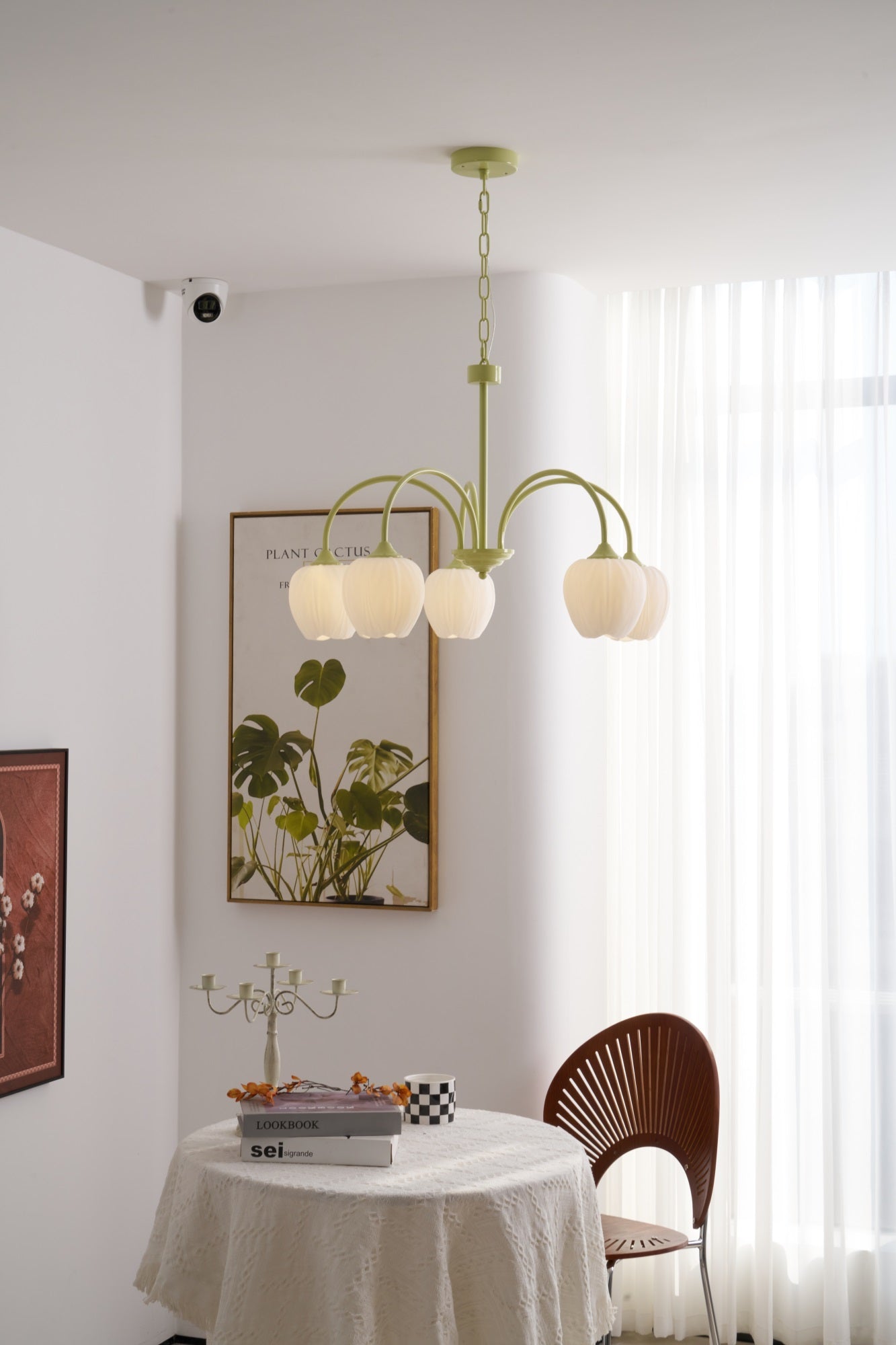Tulip Matcha Chandelier - Blowlighting