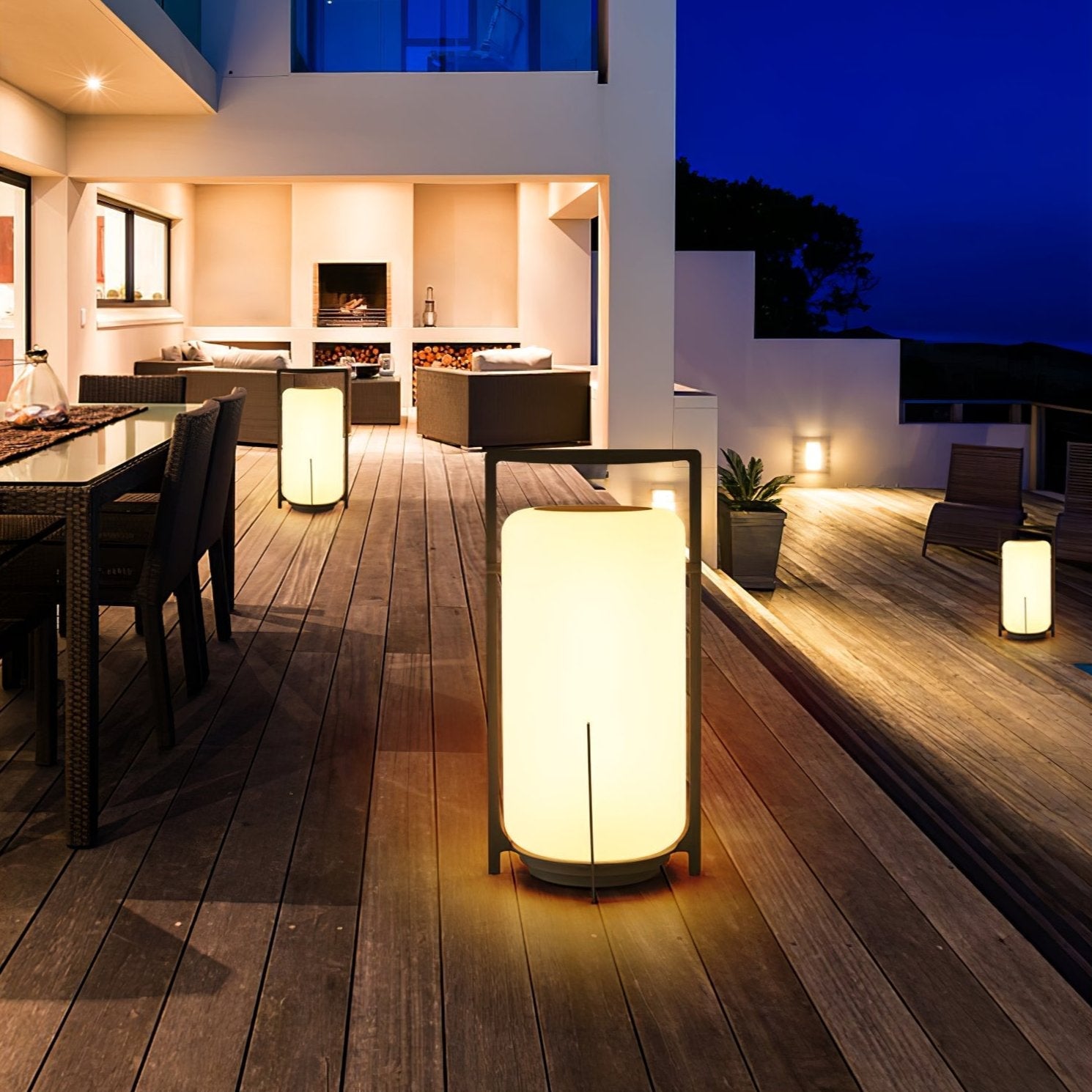 Twilight Lantern Solar Outdoor Table Lamp - Blowlighting