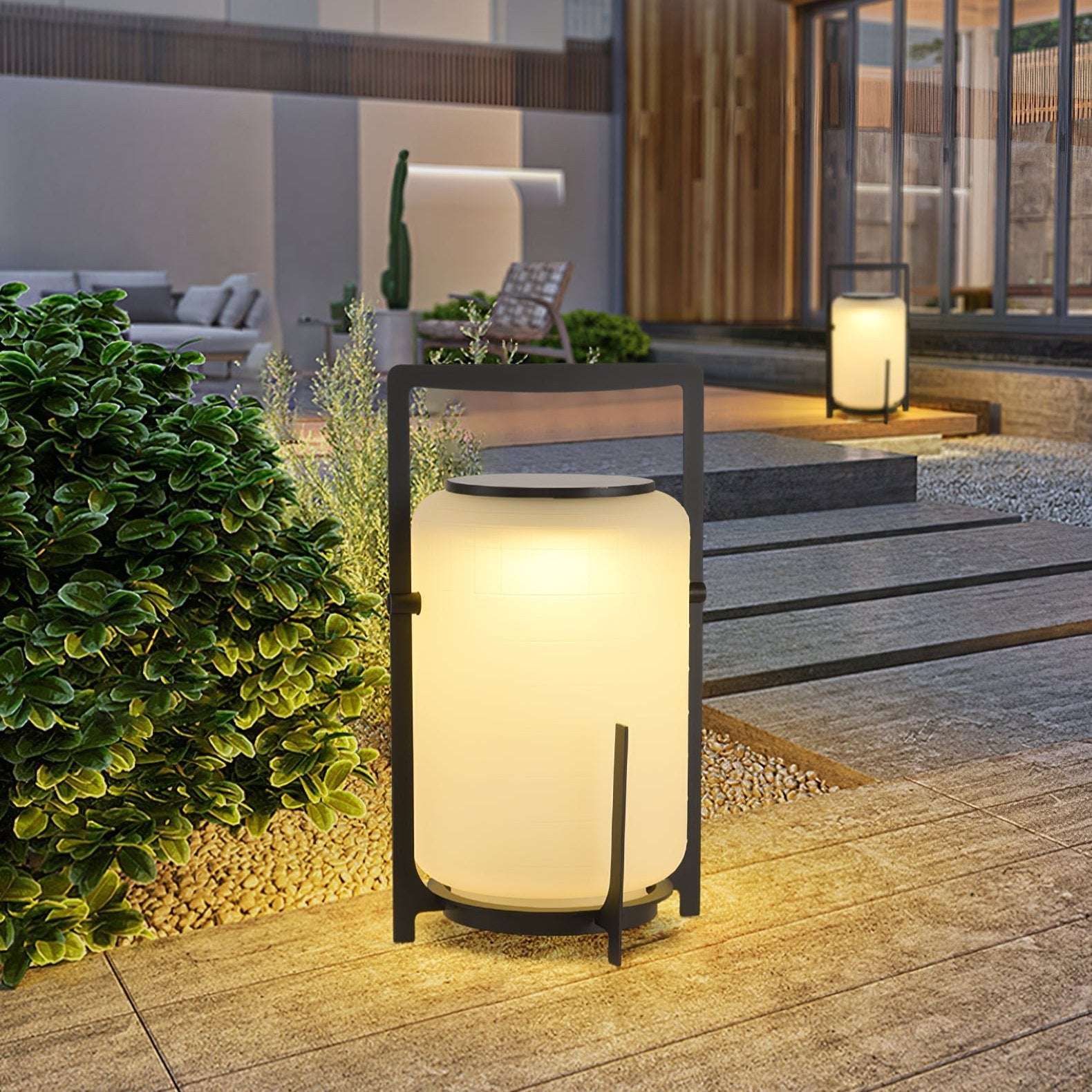 Twilight Lantern Solar Outdoor Table Lamp - Blowlighting