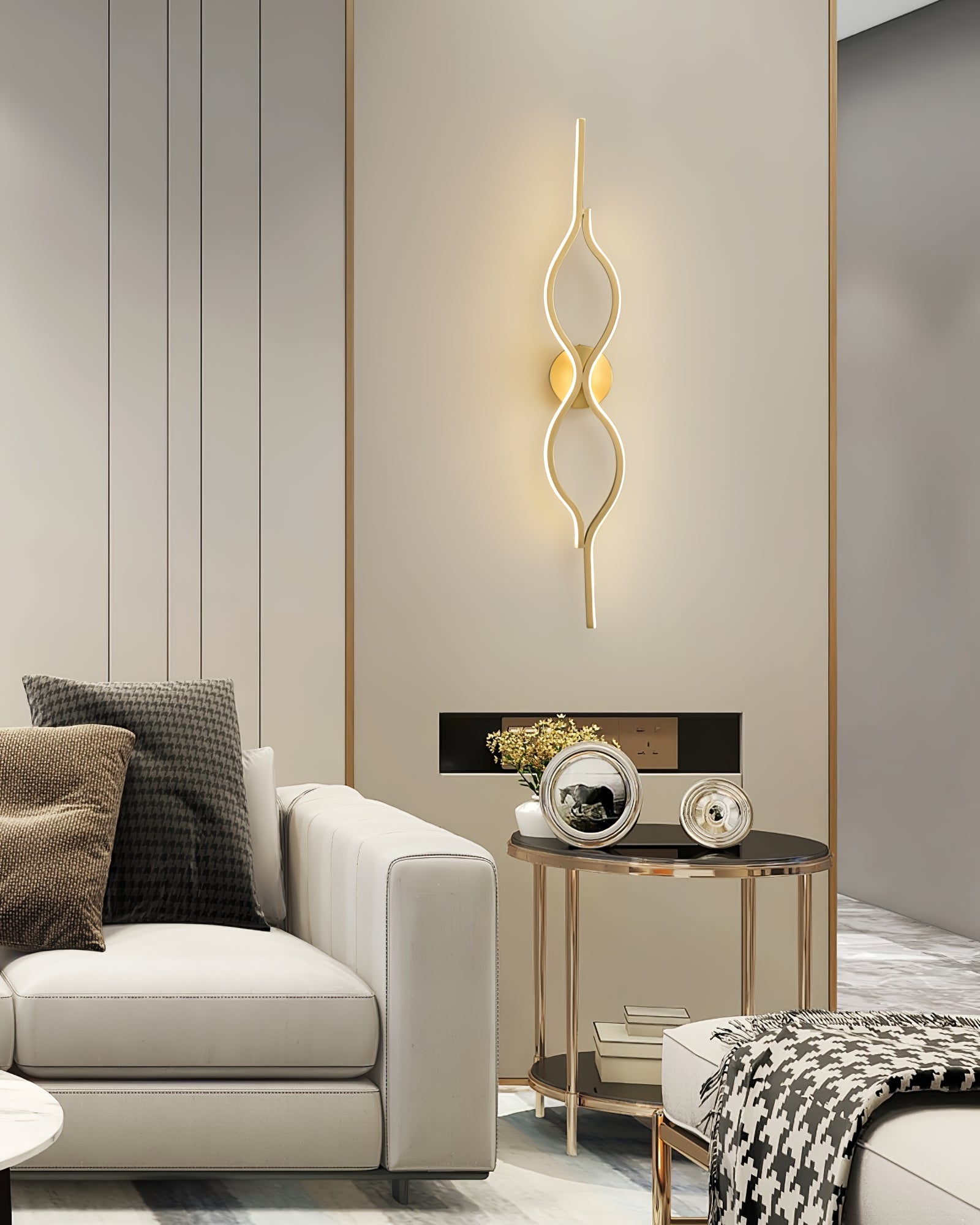 Twist Brass Wall Light - Blowlighting