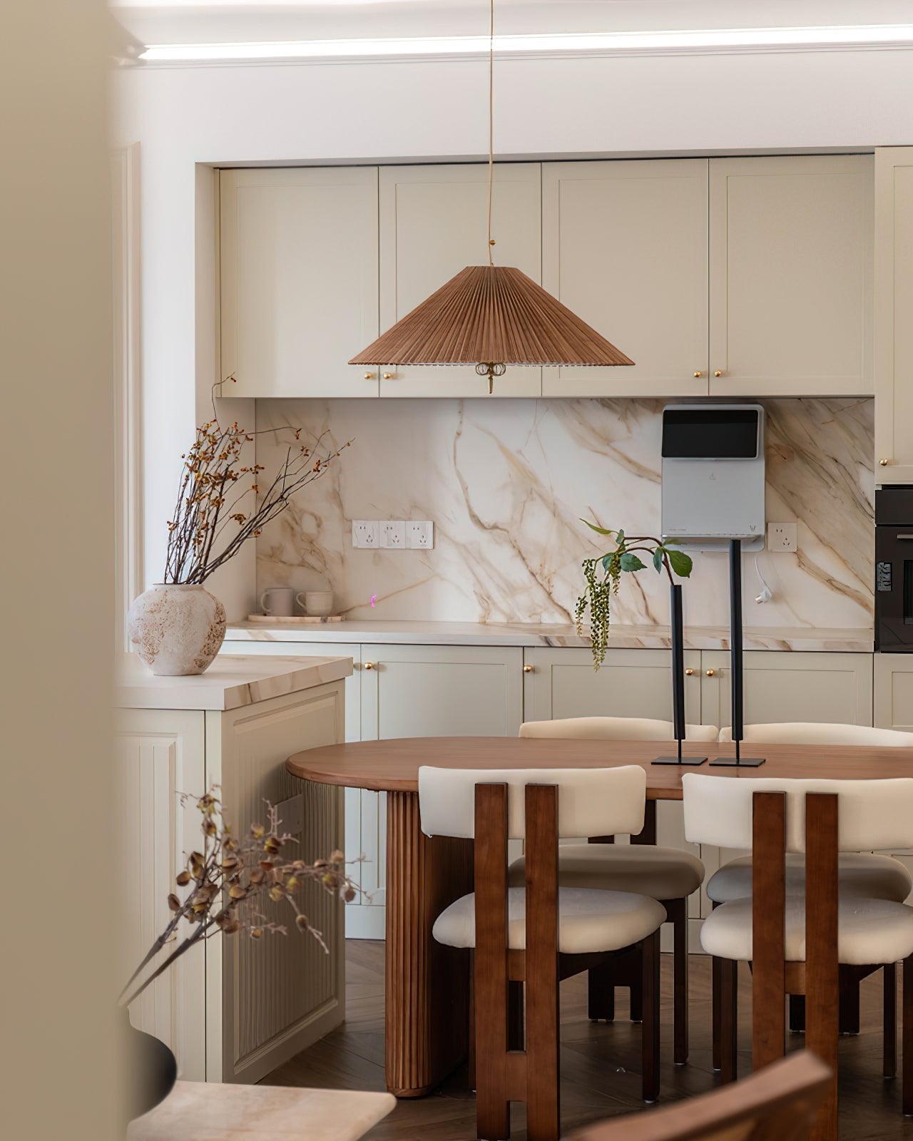 Hazel Modern Metal Pendant Lamp - Blowlighting