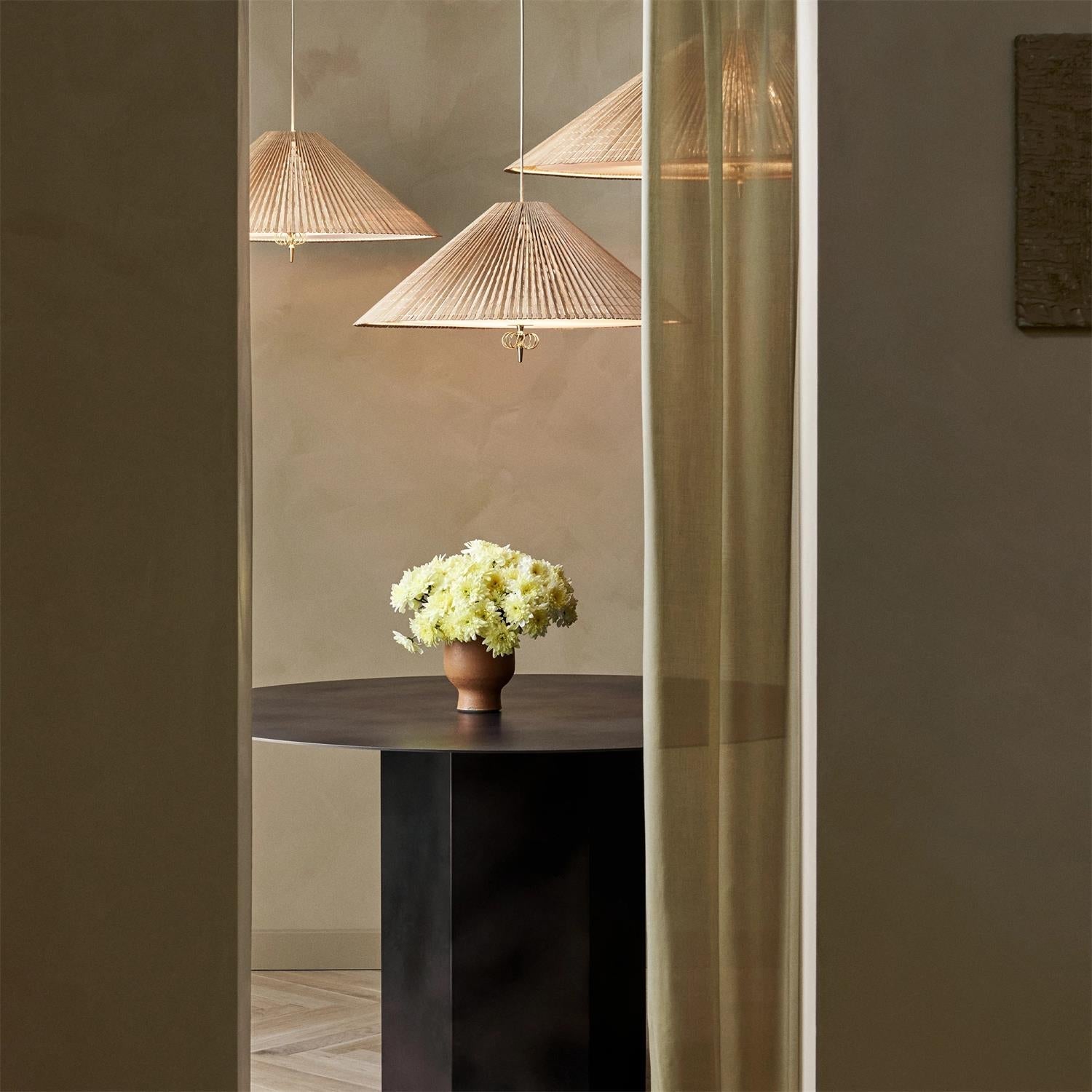 Hazel Modern Metal Pendant Lamp - Blowlighting