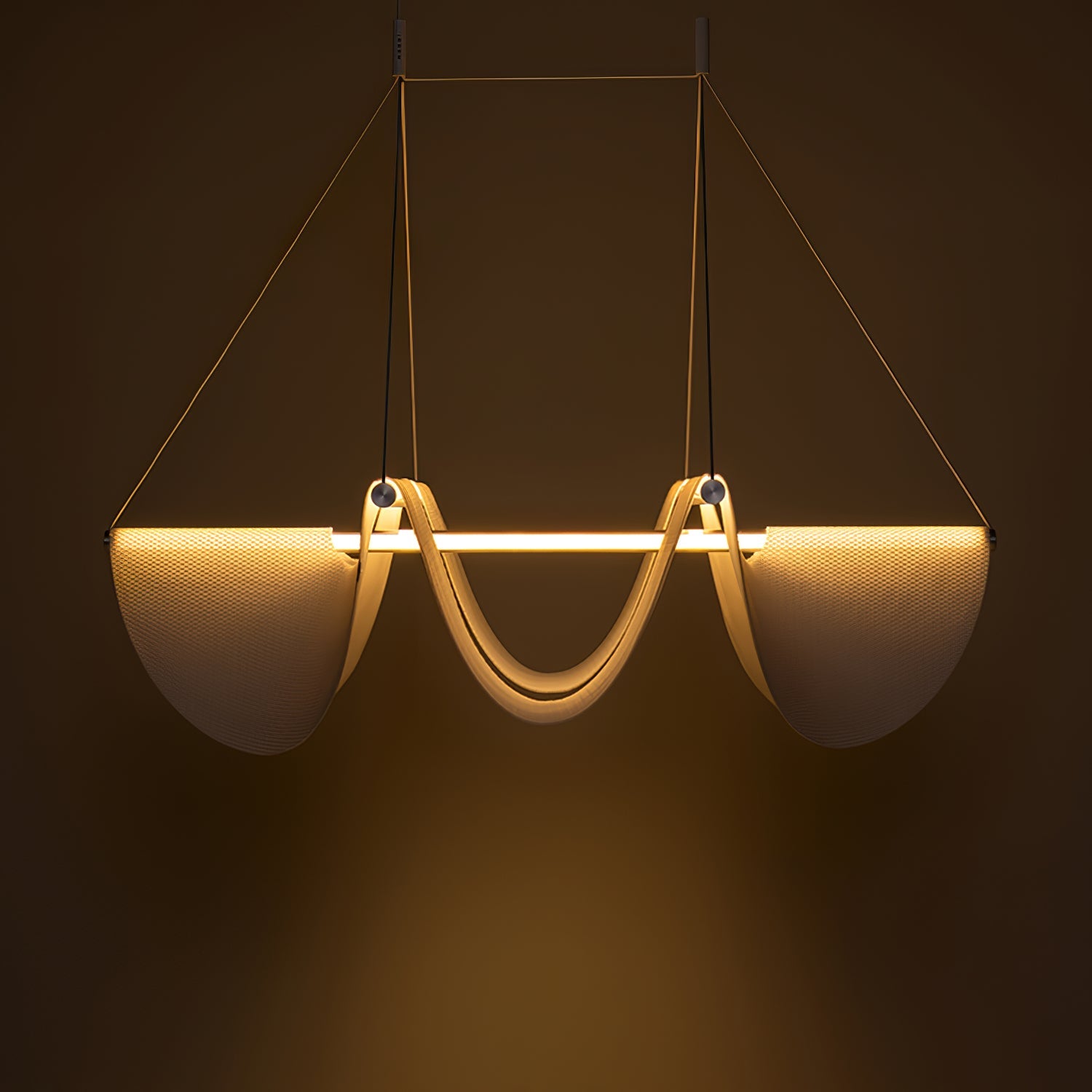 Vaelora Ribbon Pendant Lamp - Blowlighting