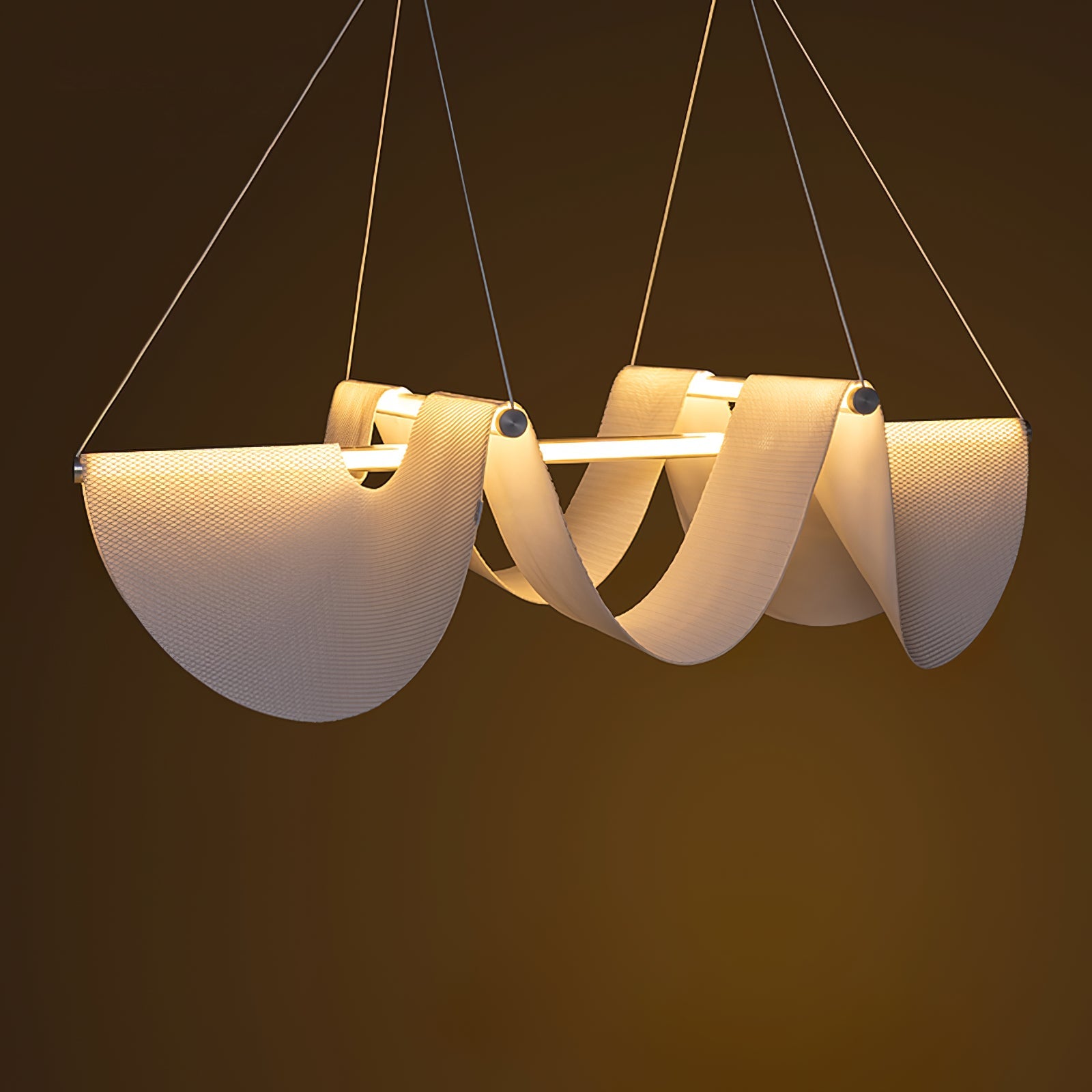 Vaelora Ribbon Pendant Lamp - Blowlighting
