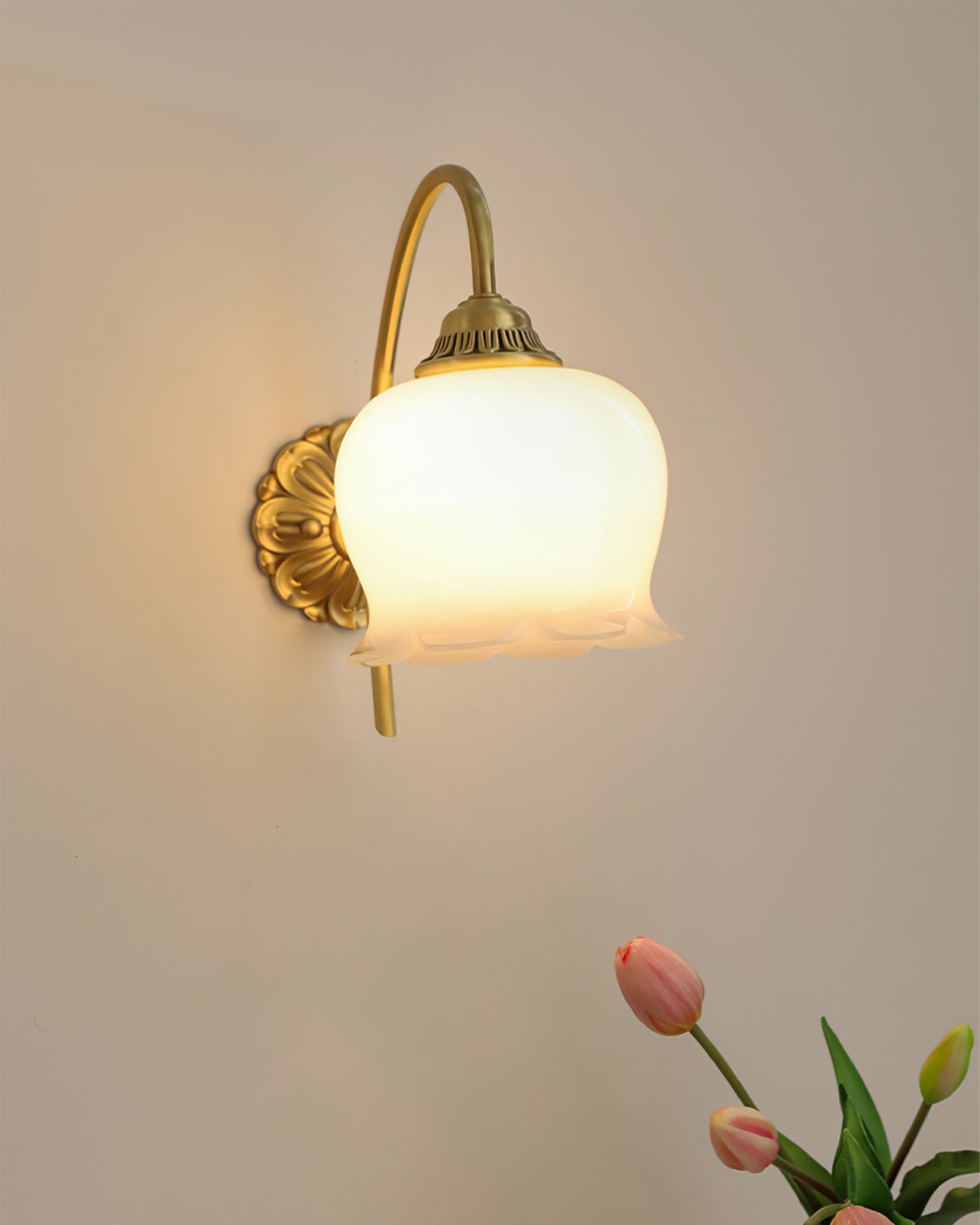 Valley Flower Wall Lamp - Blowlighting