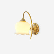 Valley Flower Wall Lamp - Blowlighting