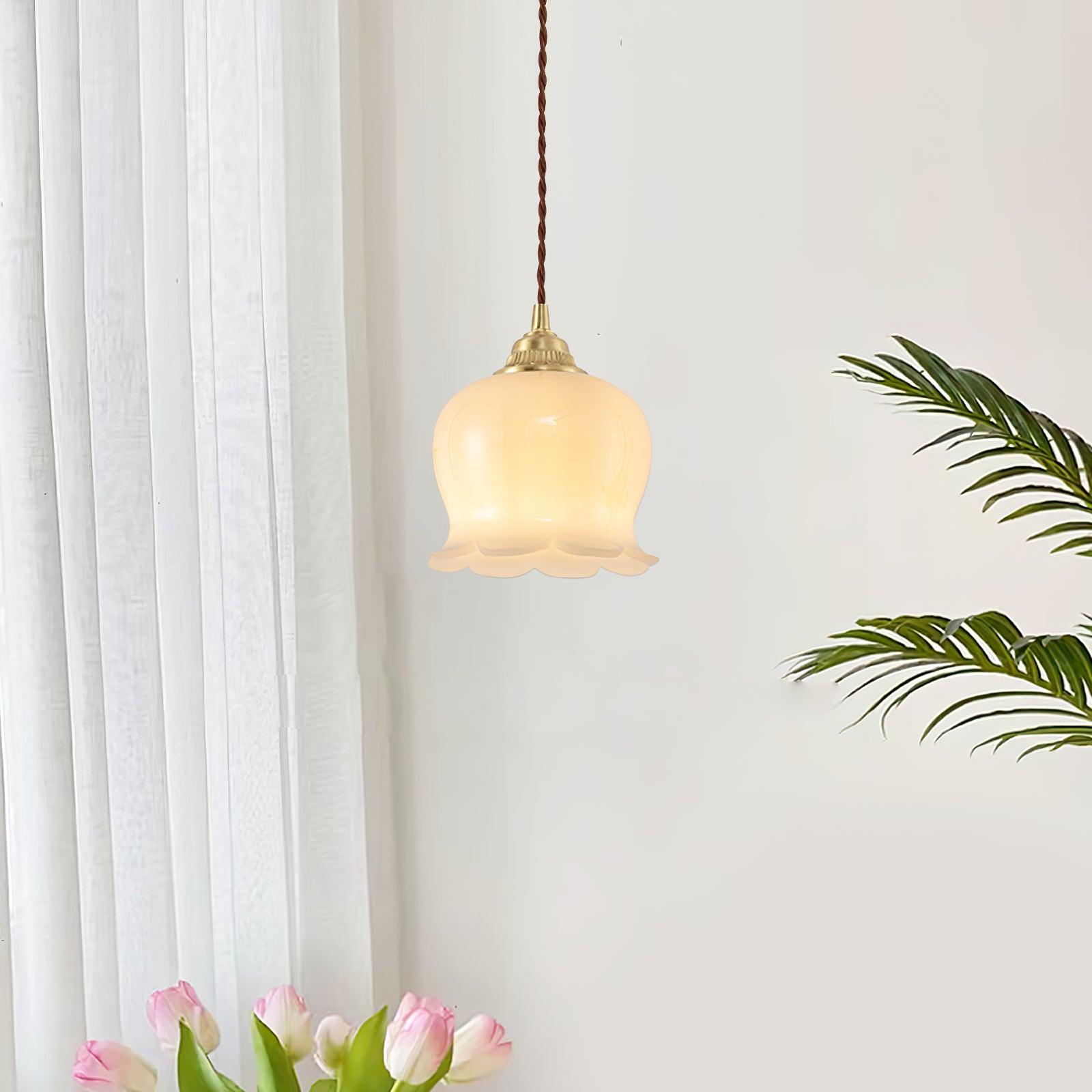 Valley Flower Pendant Lamp - Blowlighting