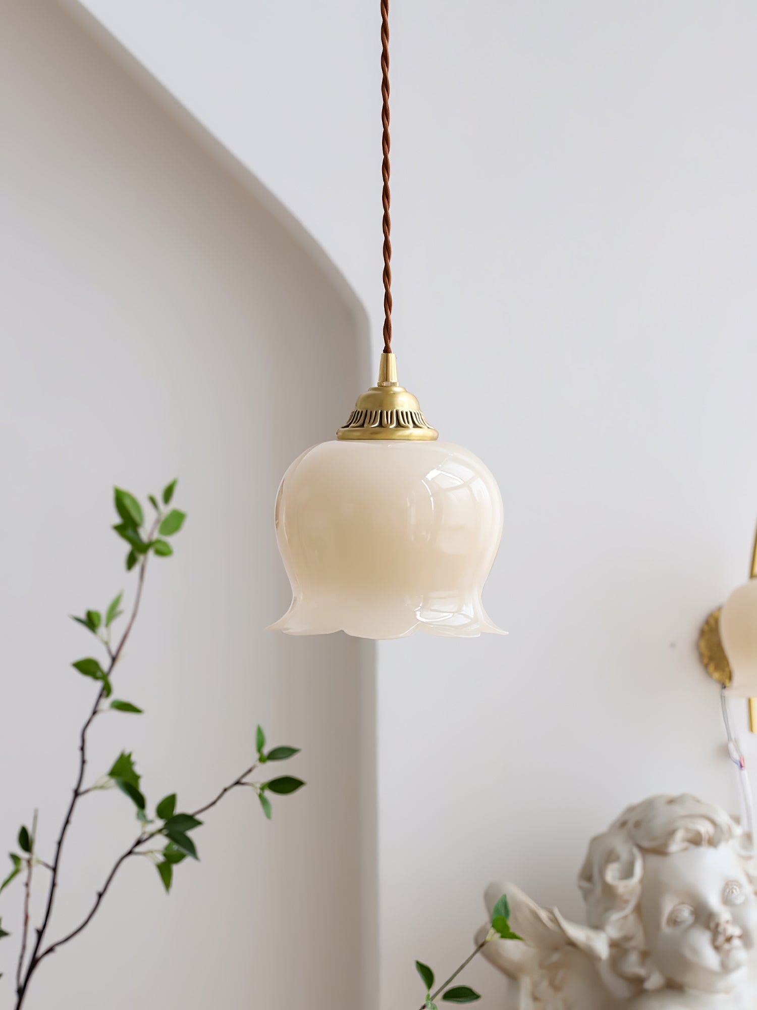 Valley Flower Pendant Lamp - Blowlighting