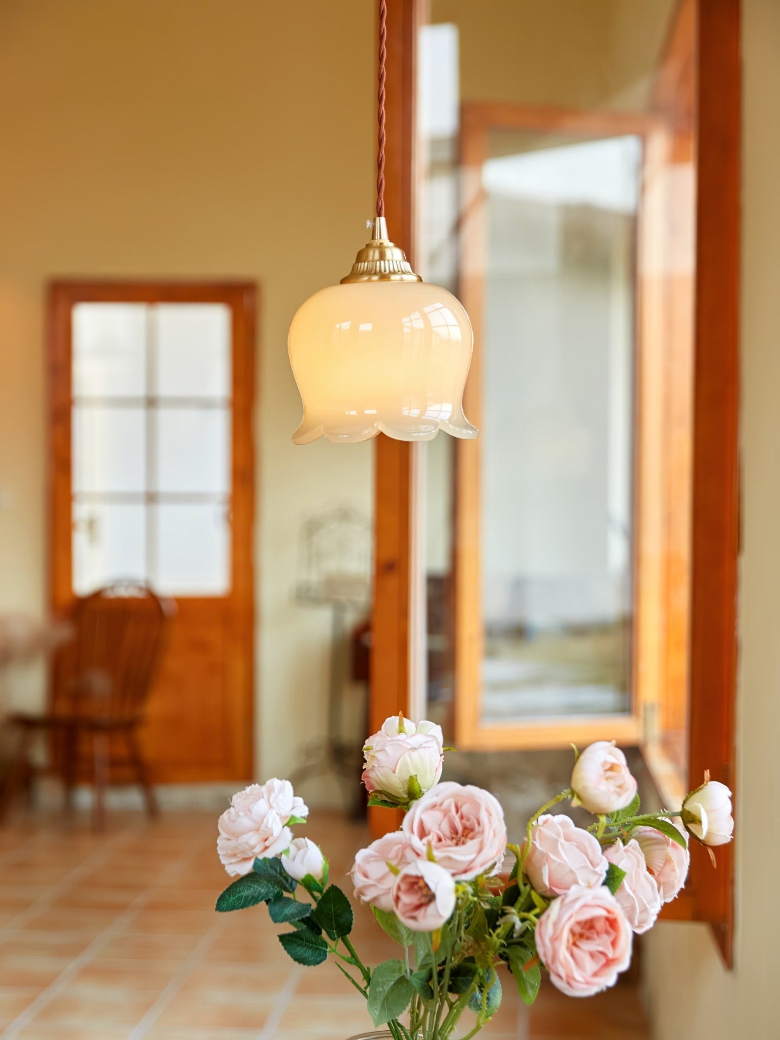 Valley Flower Pendant Lamp - Blowlighting