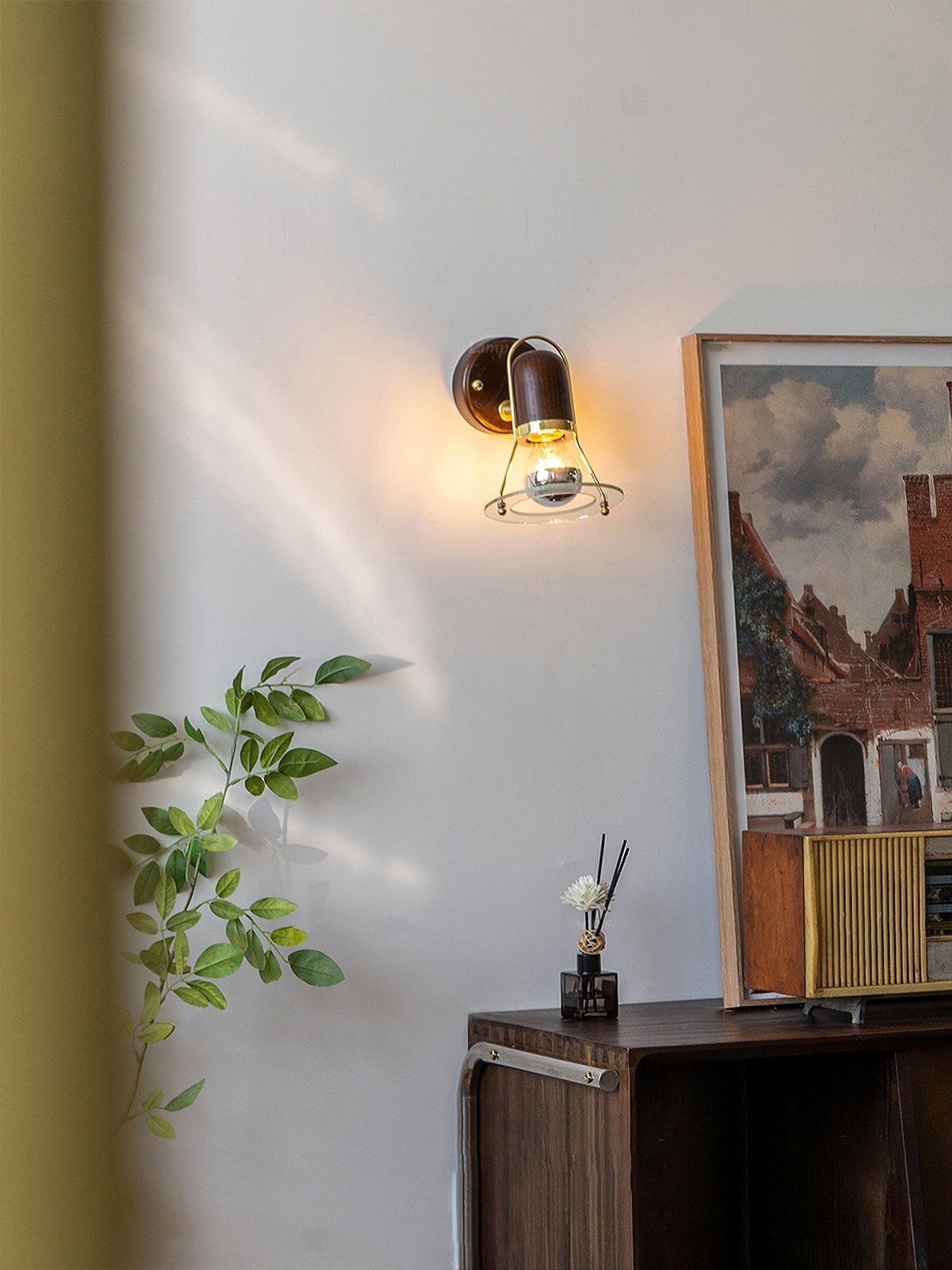 Vaughan Wall Light - Blowlighting