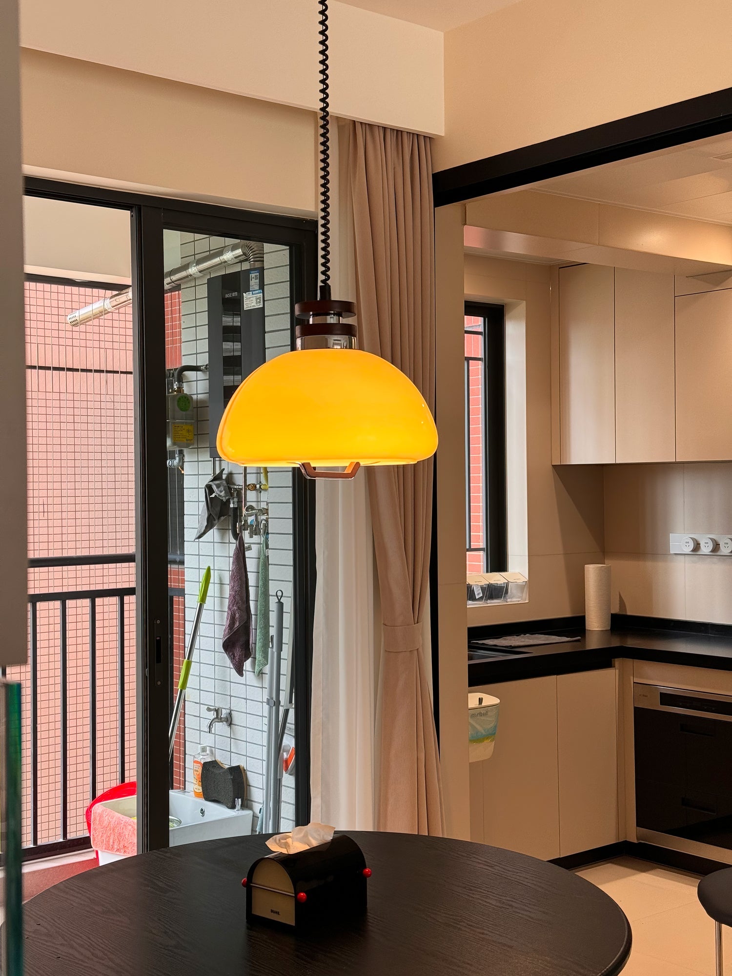 Vela Pudding Pendant Light - Blowlighting