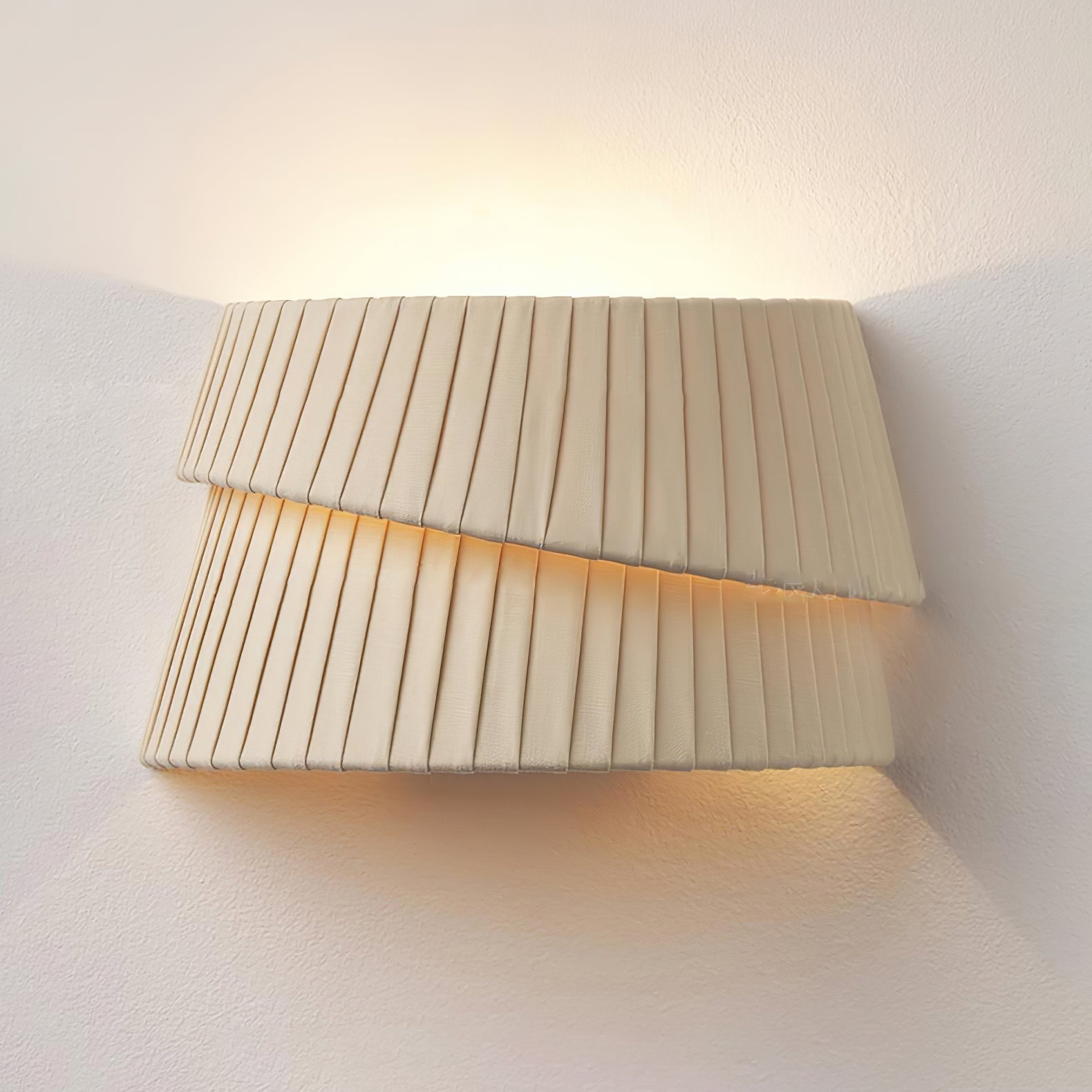 Vela Twist Wall Lamp - Blowlighting