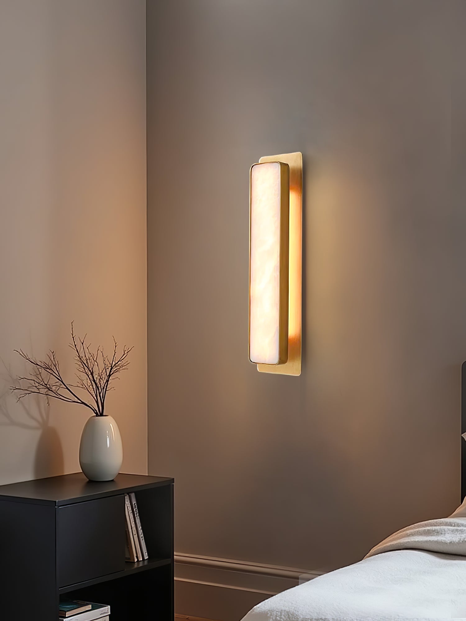Ollore Linear Alabaster Wall Light - Blowlighting