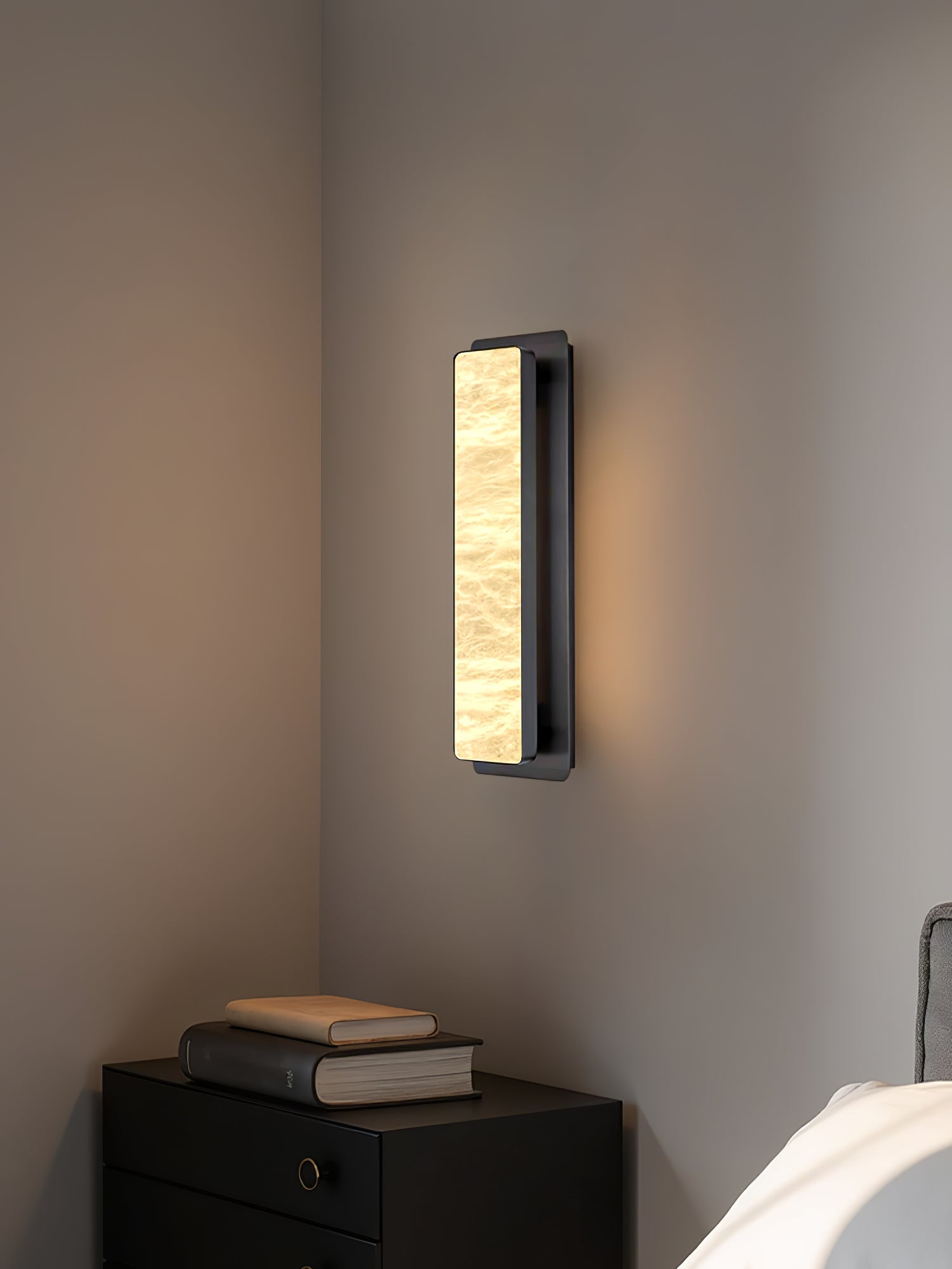 Ollore Linear Alabaster Wall Light - Blowlighting