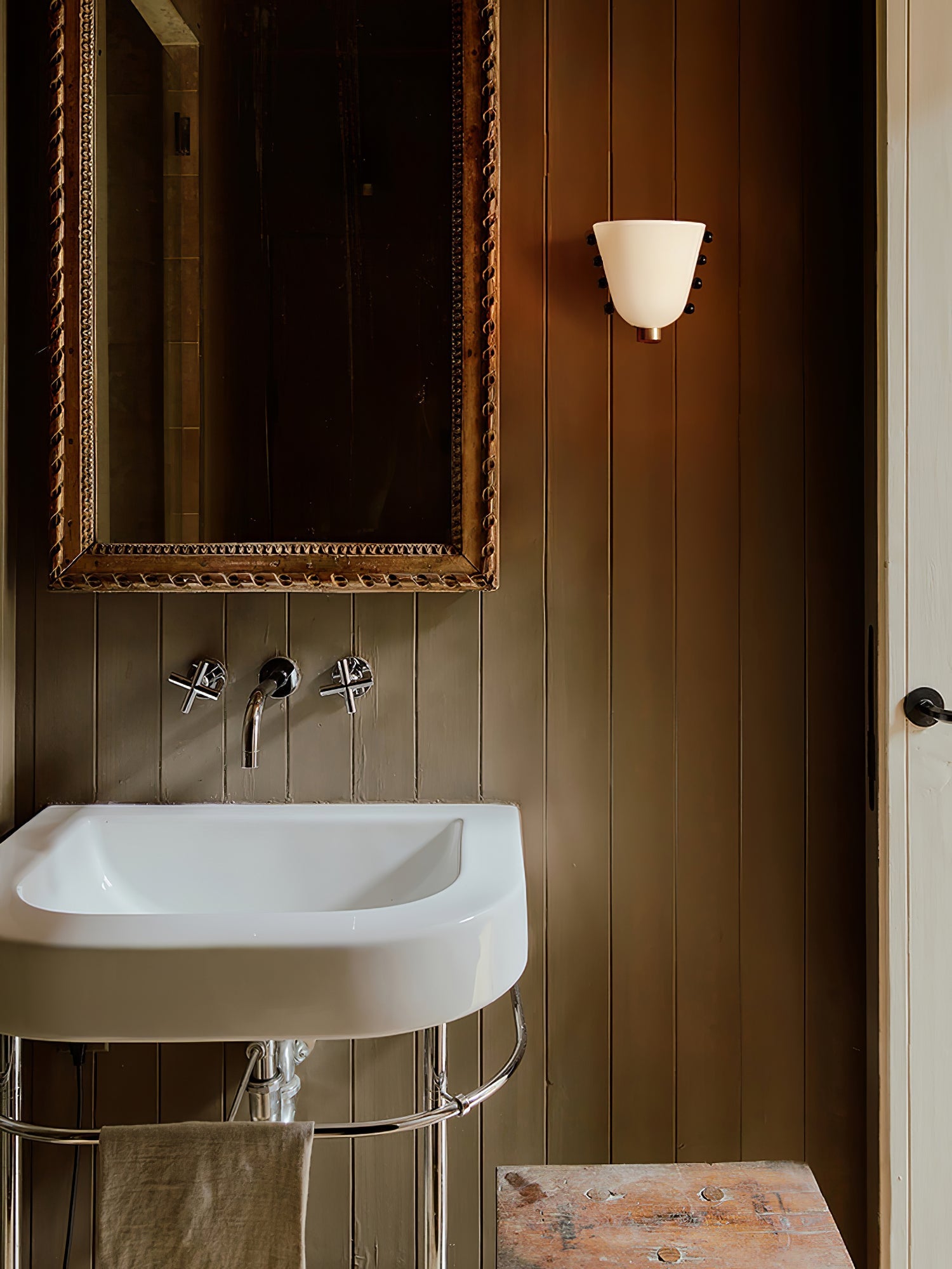 Velora Wall Sconce - Blowlighting