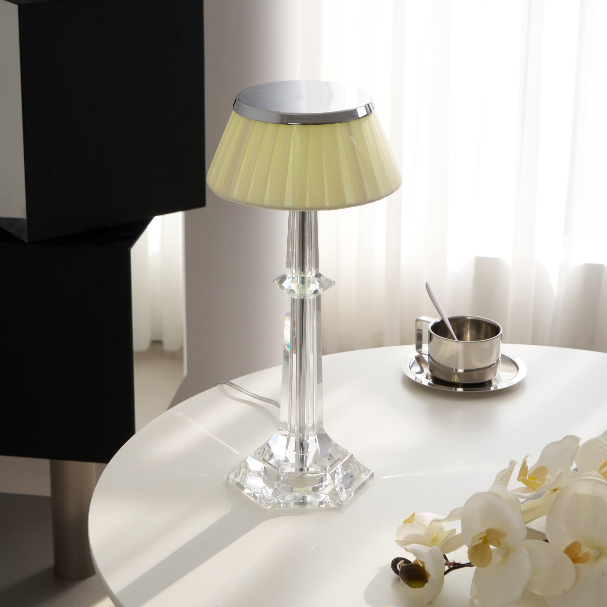 Versailles Table Lamp - Blowlighting