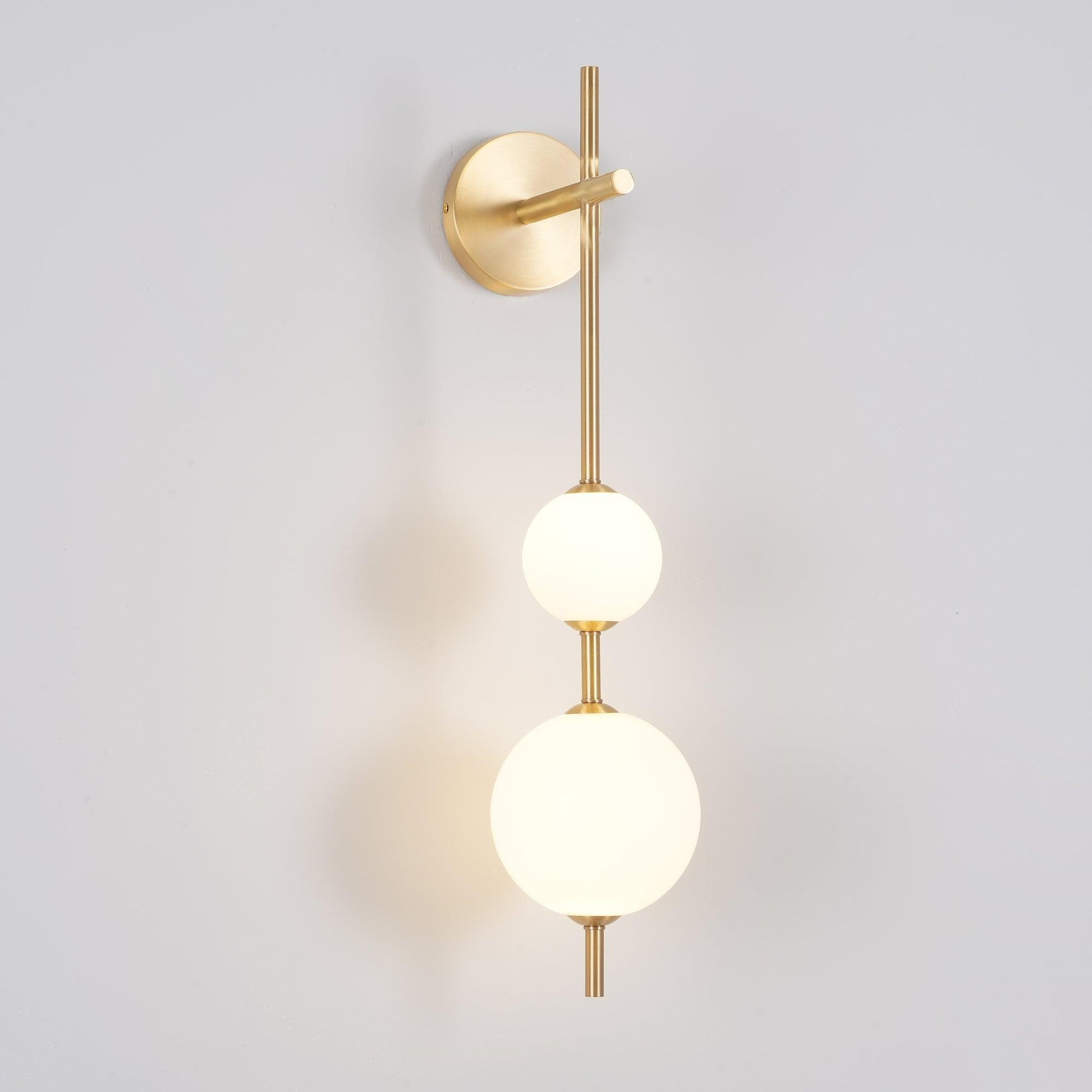 Vertical Globe Wall Lamp - Blowlighting