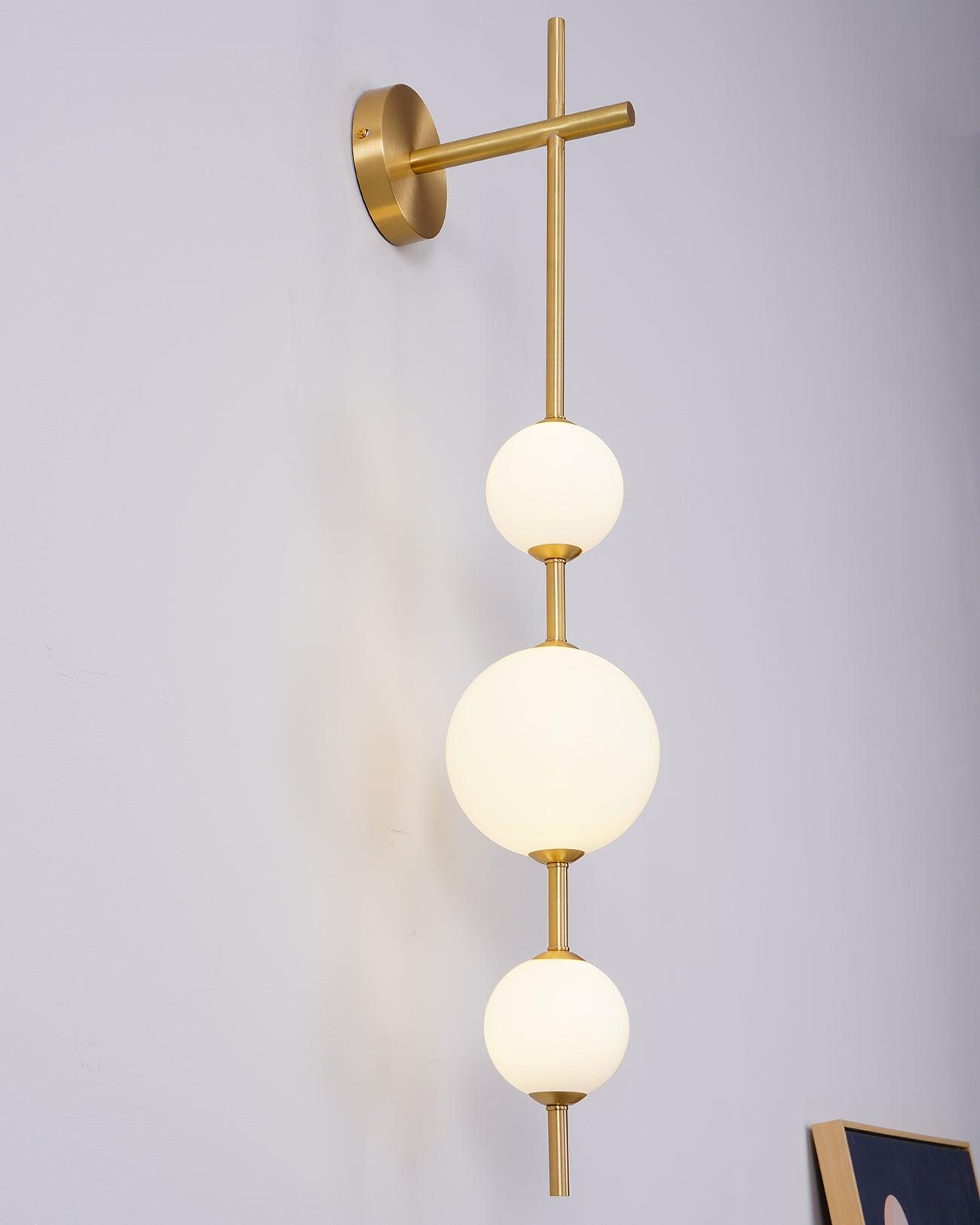 Vertical Globe Wall Lamp - Blowlighting
