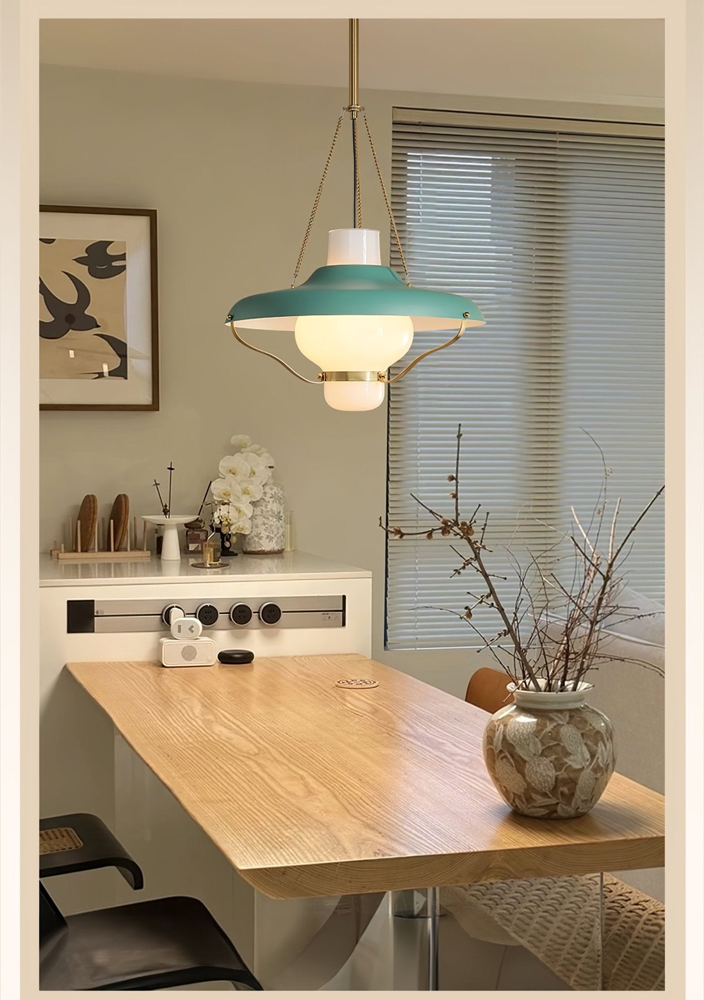 Vespara Pendant Lamp - Blowlighting