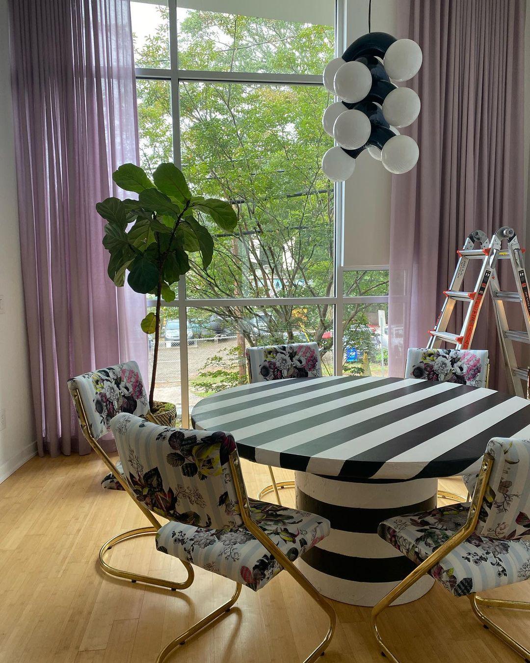 Ermira Premium Nordic Art Metal Glass Pendant Lamp - Blowlighting