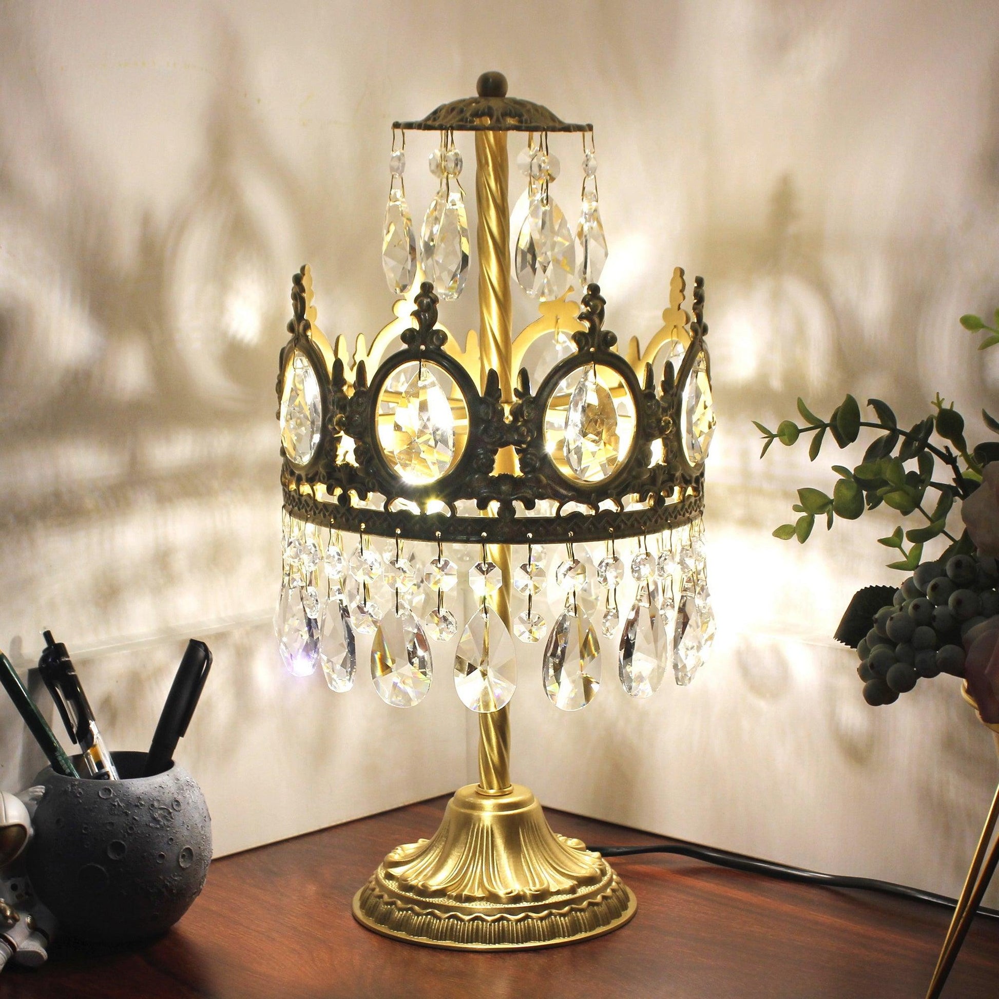 Vintage Crystal Table Light - Blowlighting