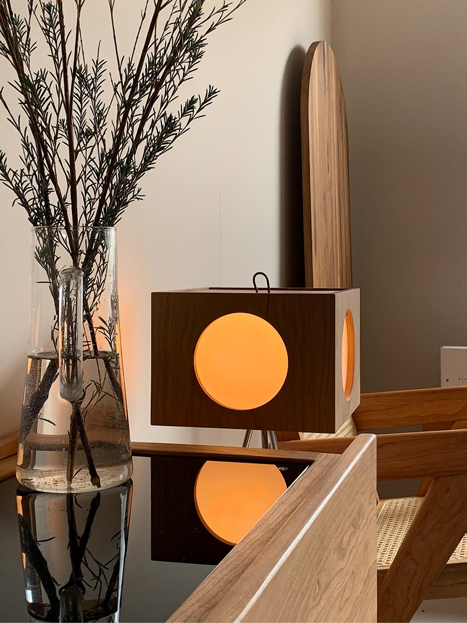 Vintage Tripod Camera Floor Lamp - Blowlighting