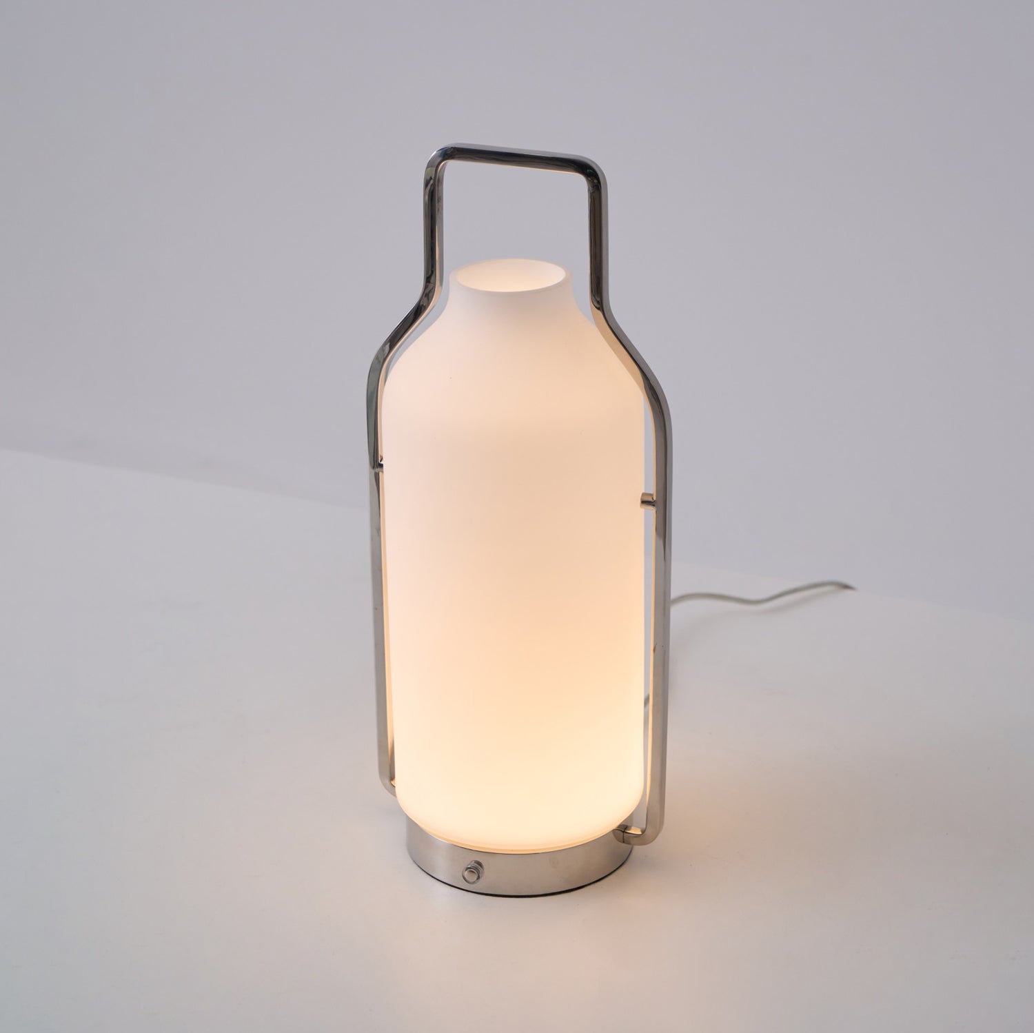 Vintara Lantern Table Lamp - Blowlighting