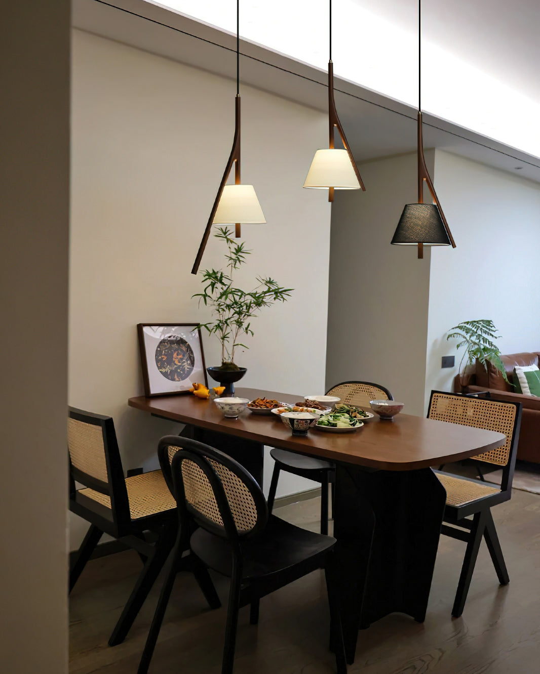 Zovenarae Triangular Wood Pendant Light - Blowlighting