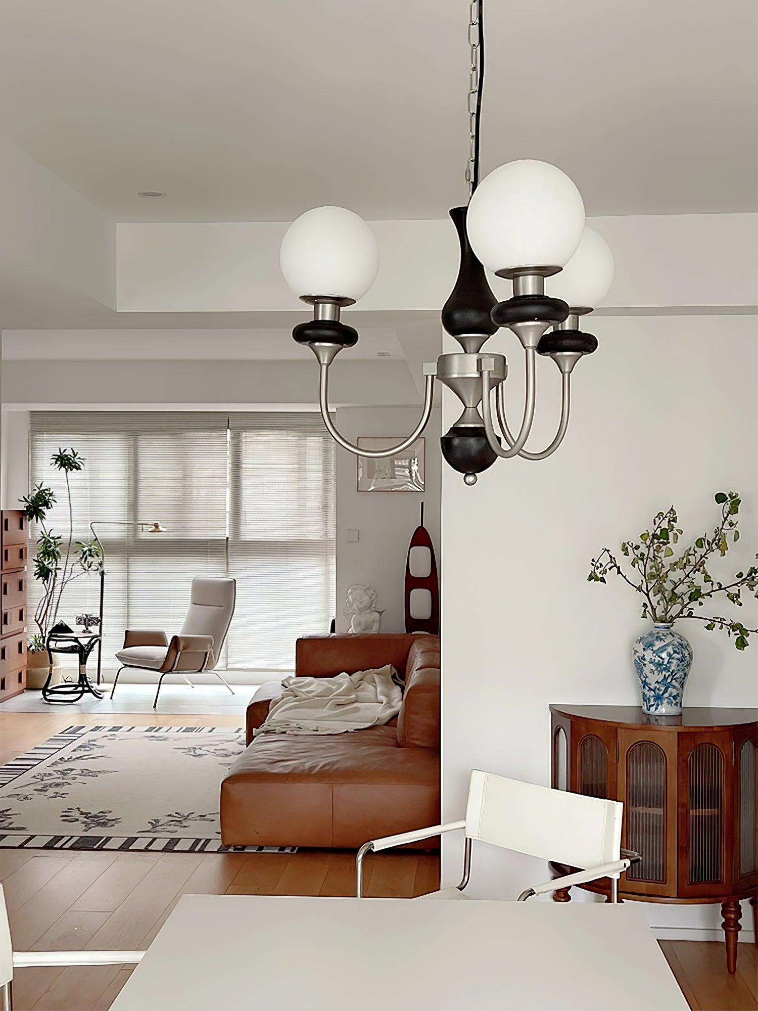 Retro Monique Chandelier - Blowlighting